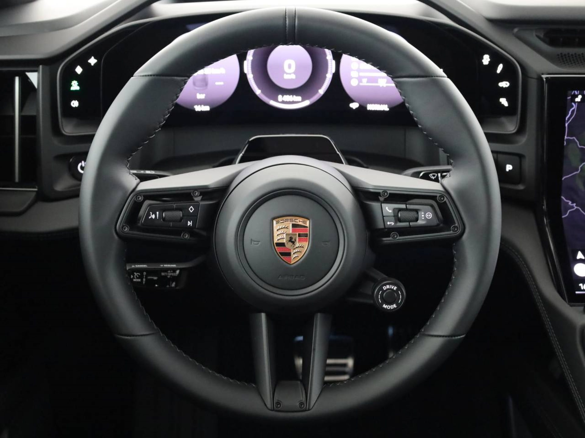 PORSCHE Cayenne S Coupé Electric-image-9