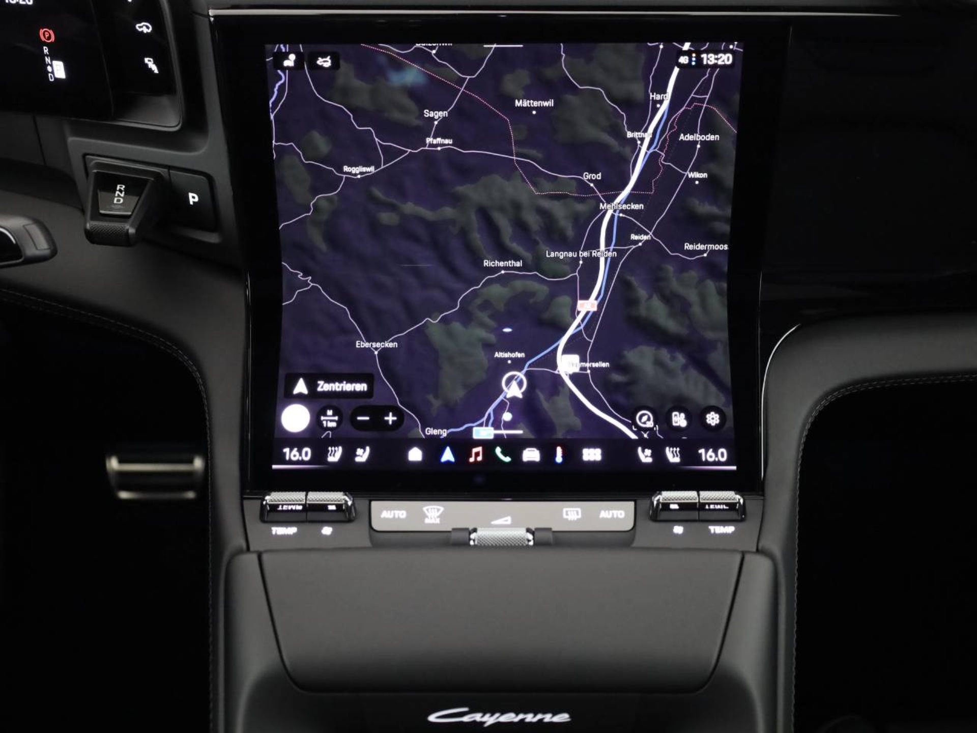 PORSCHE Cayenne S Coupé Electric-image-14