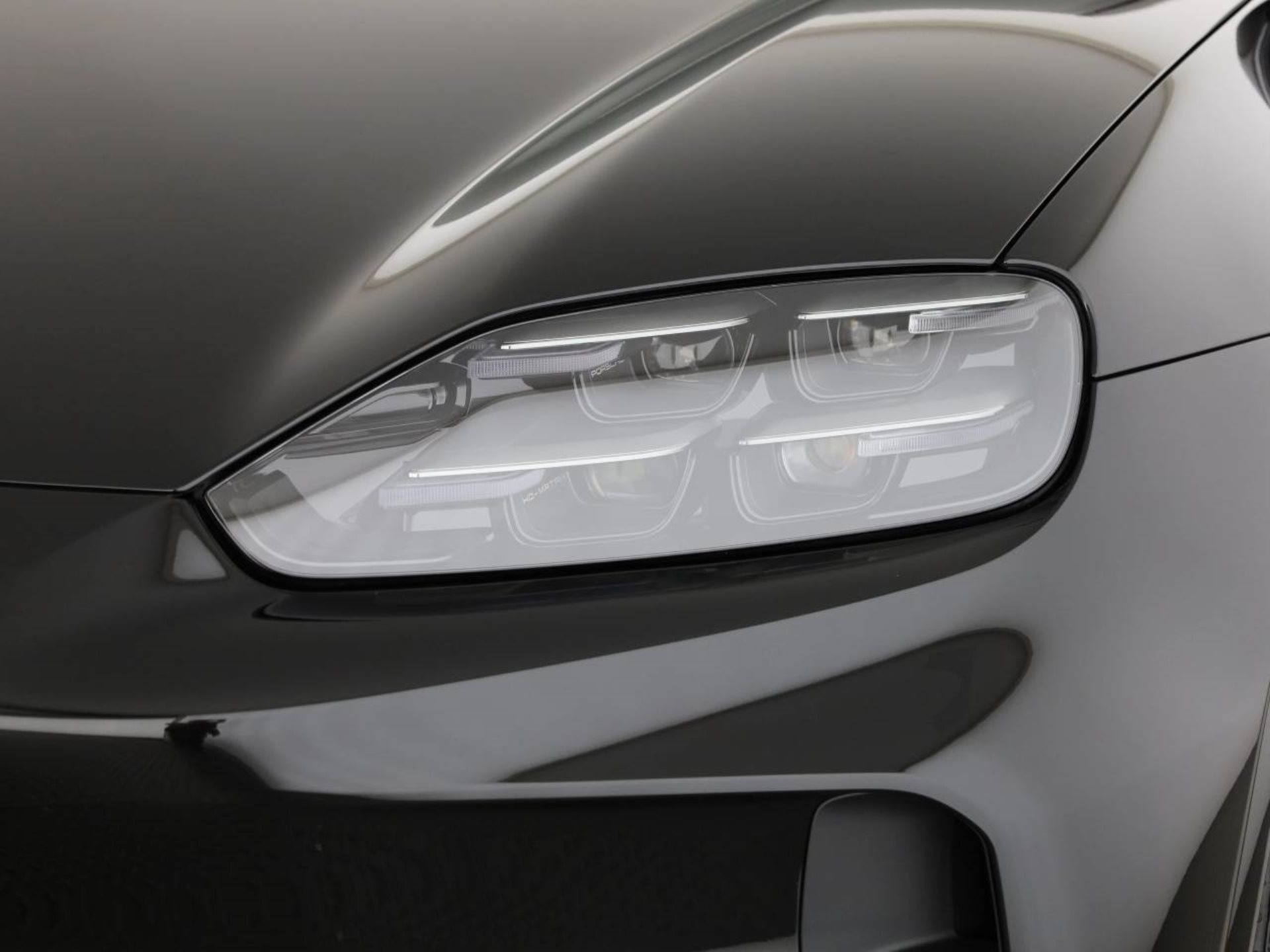 PORSCHE Cayenne S Coupé Electric-image-7