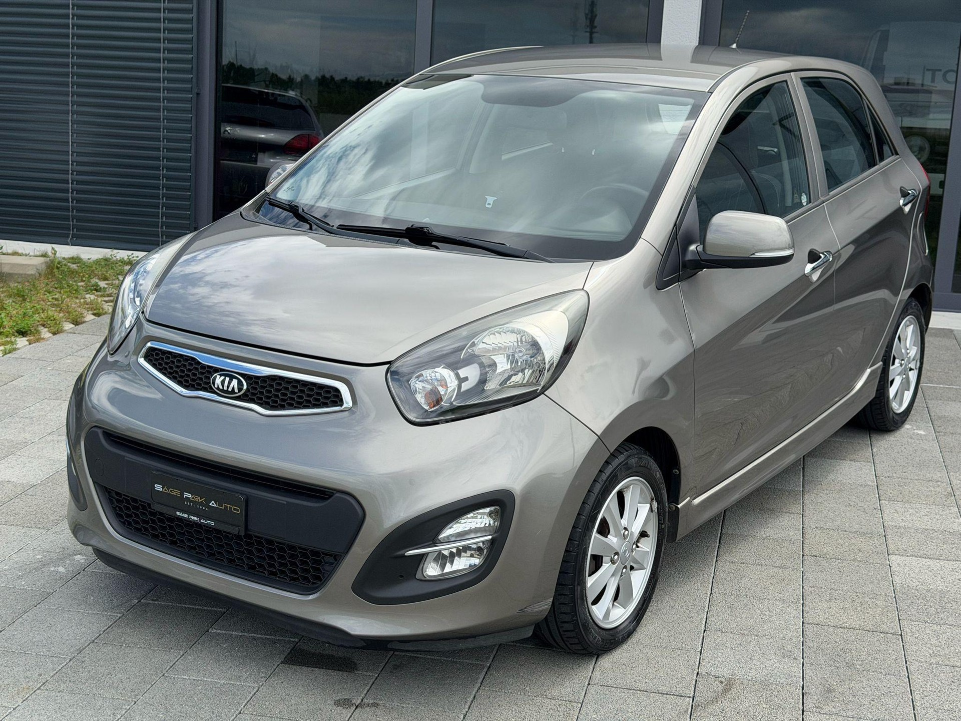 KIA Picanto 1.2 16V Style-image-3