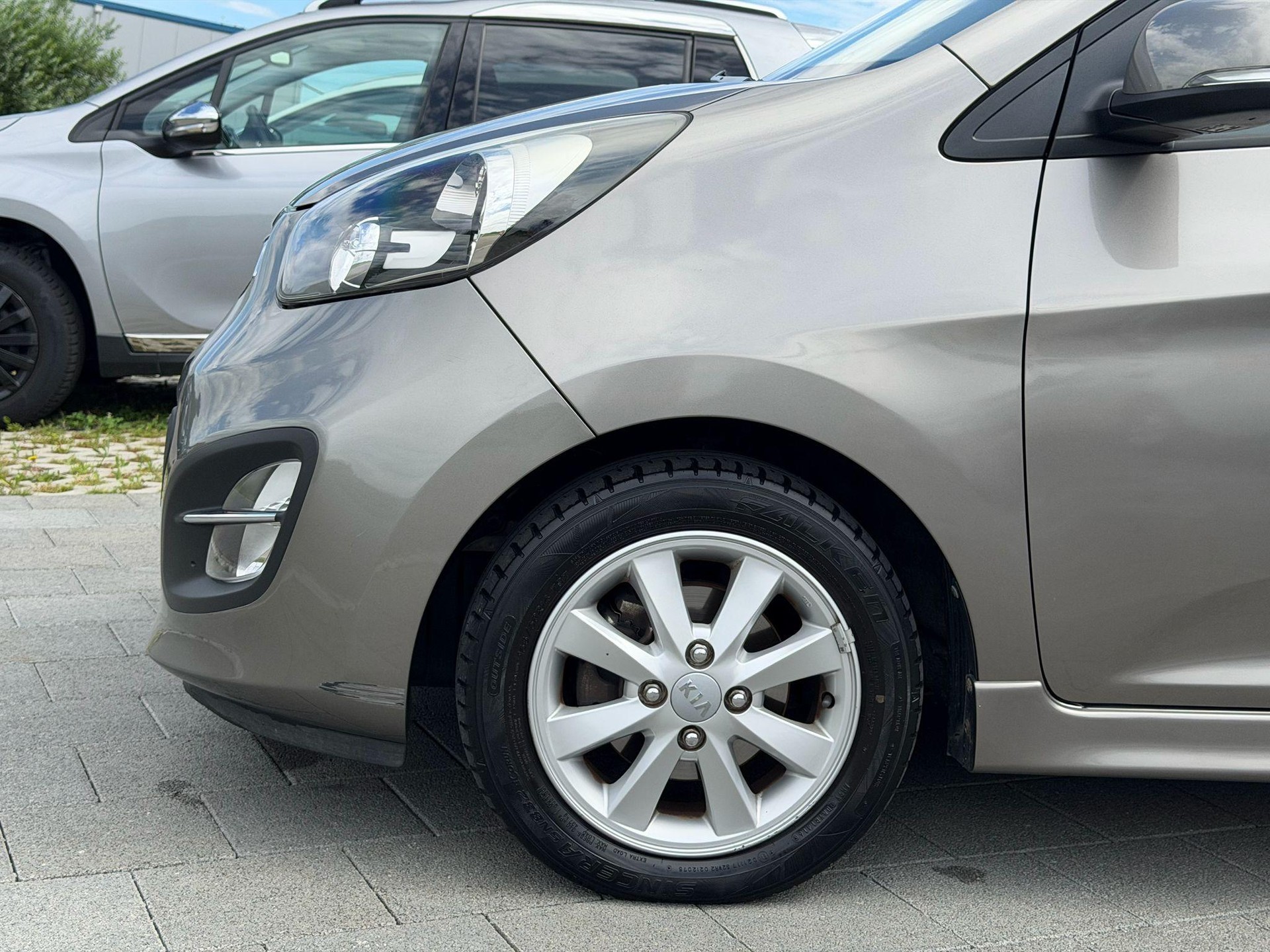 KIA Picanto 1.2 16V Style-image-22