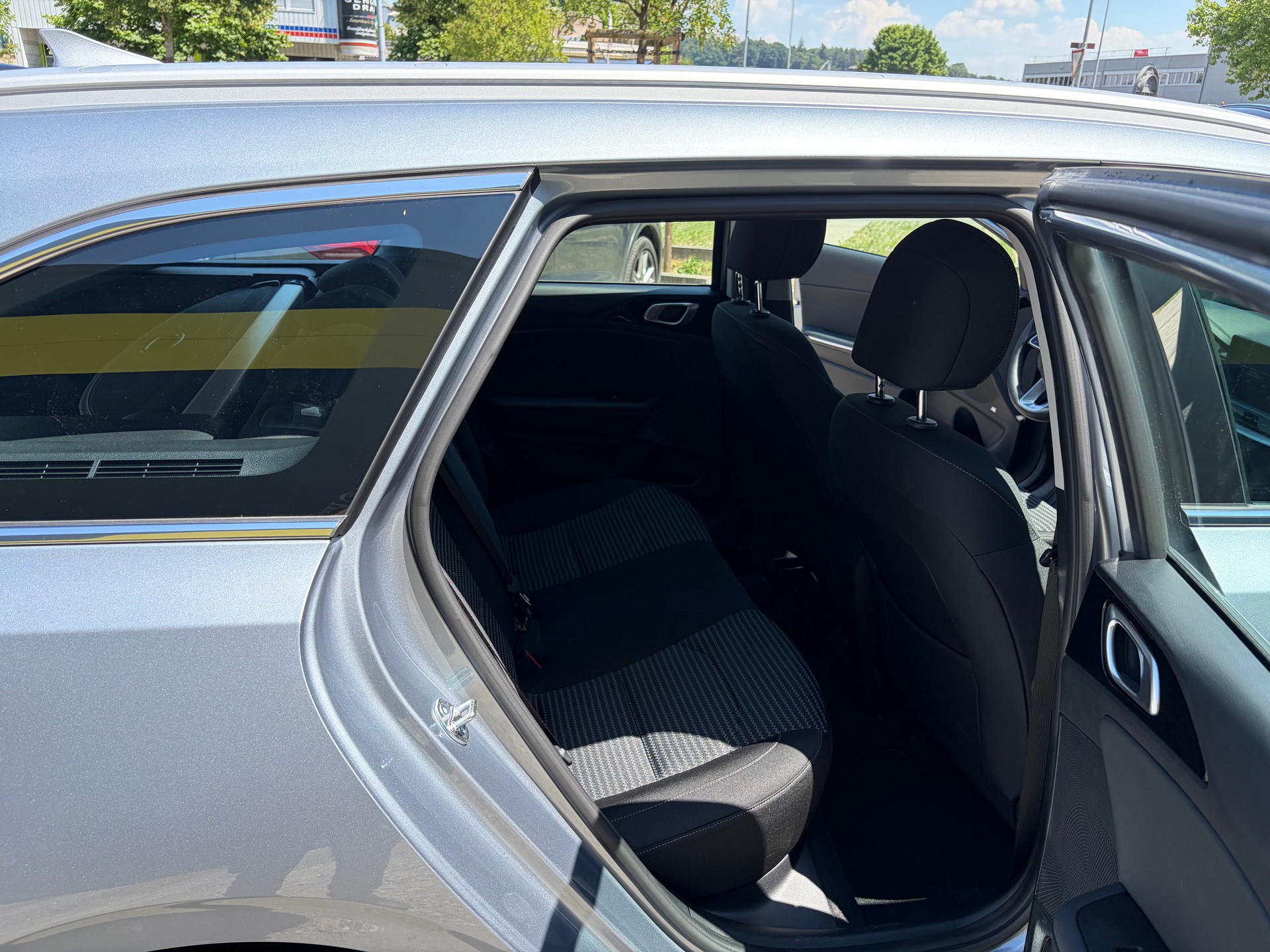 KIA Ceed Sportswagon 1.5 T-GDi Power DCT-image-12