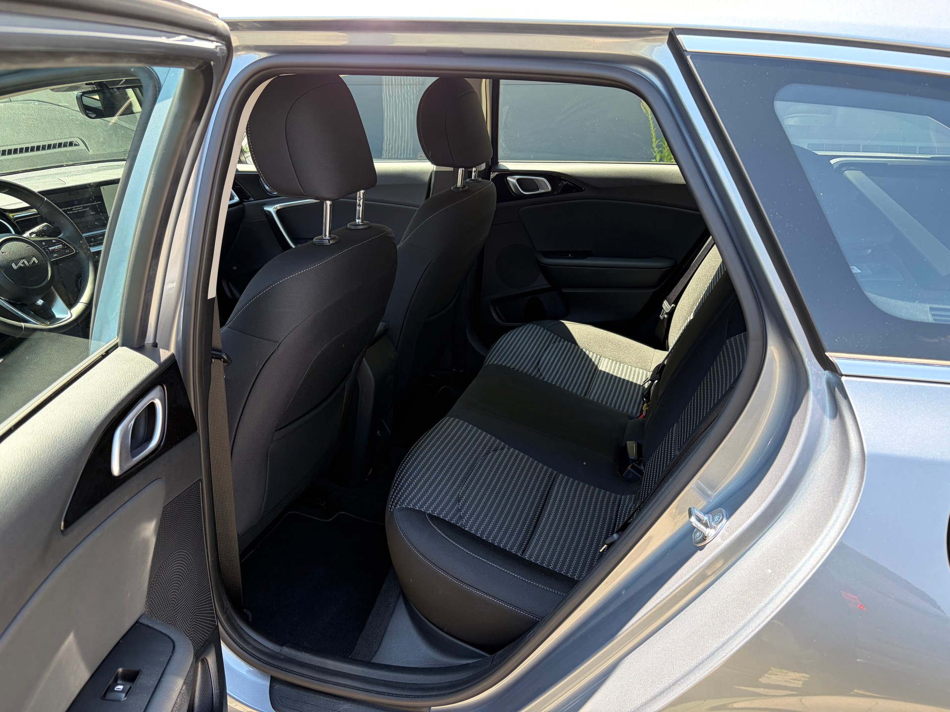 KIA Ceed Sportswagon 1.5 T-GDi Power DCT-image-10