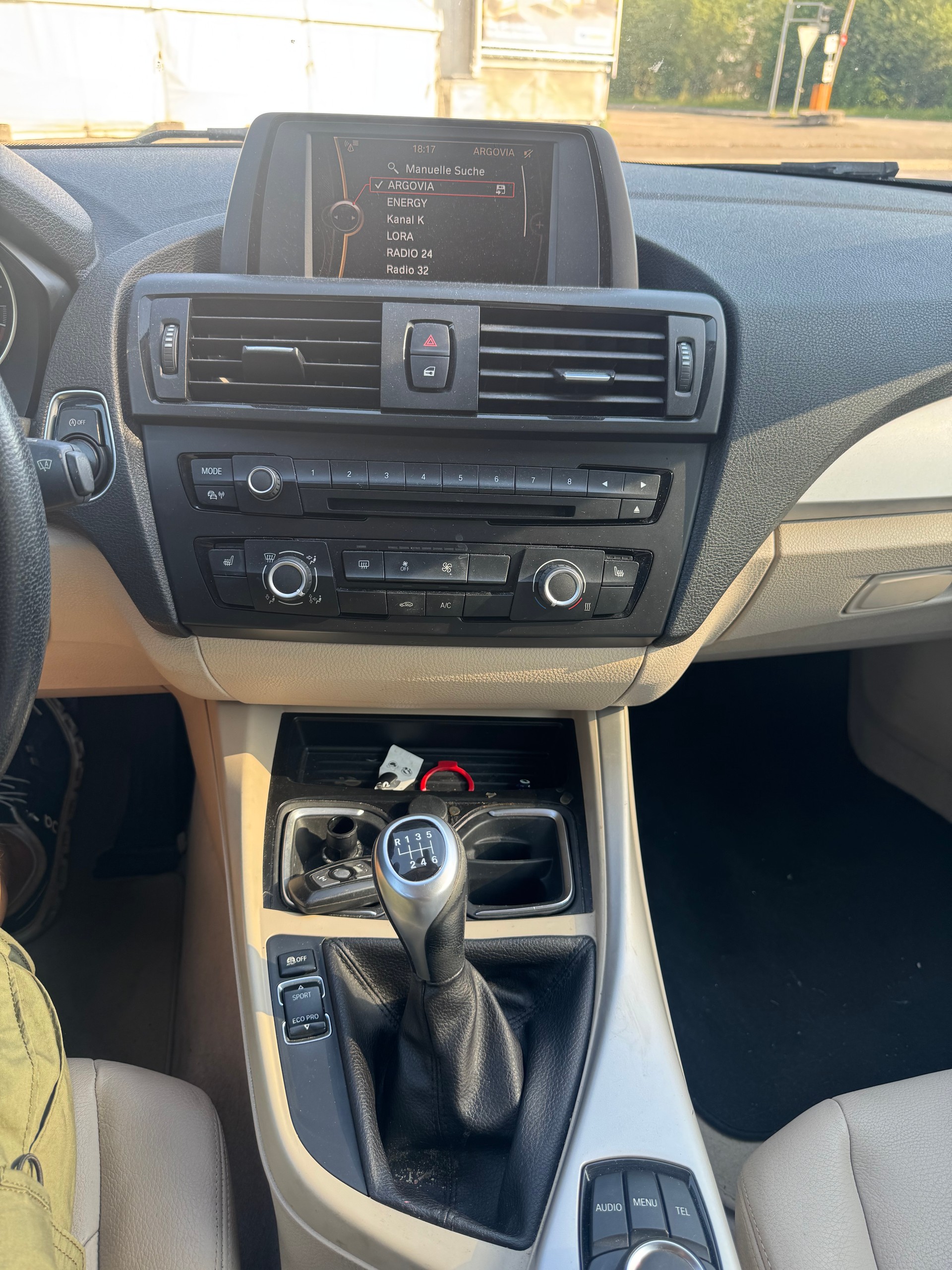 BMW 116i-image-6