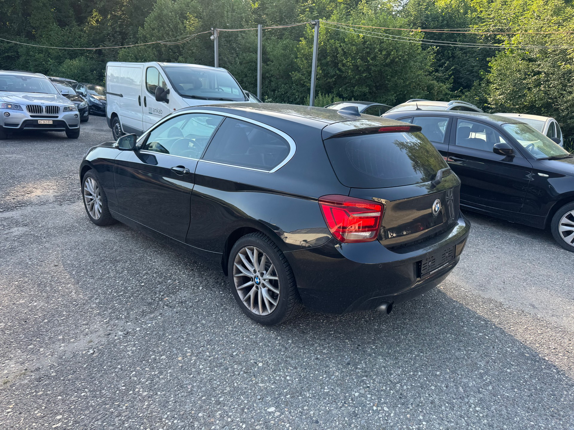 BMW 116i-image-4
