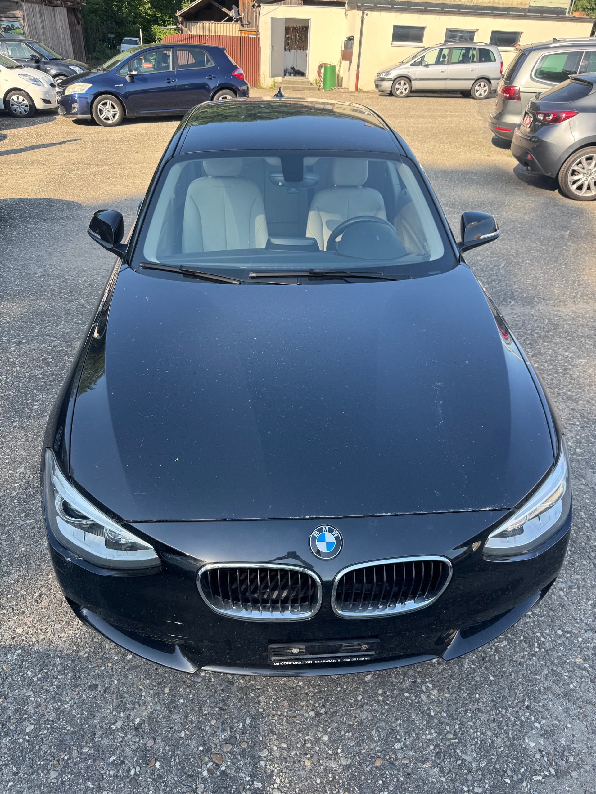 BMW 116i-image-1