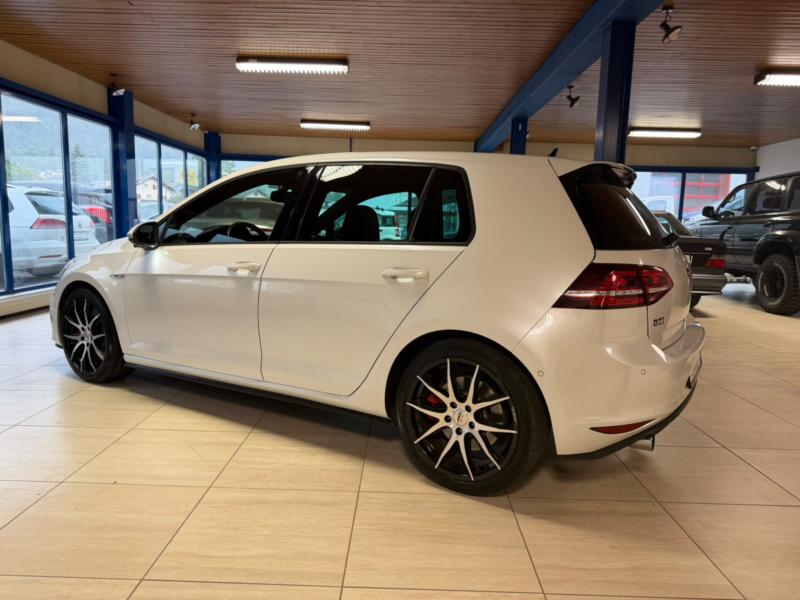VW Golf 2.0 TSI GTI Performance DSG-image-6
