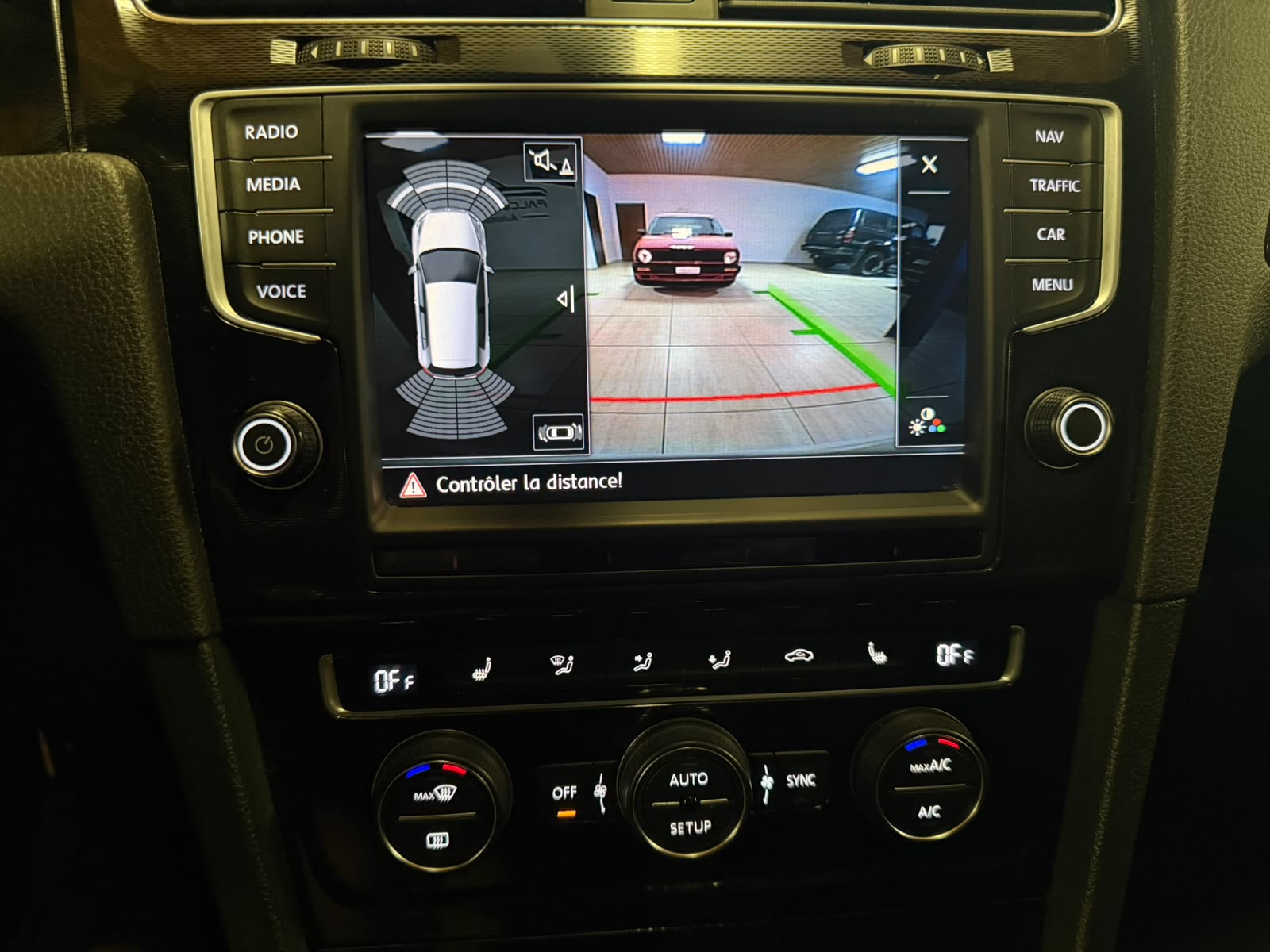 VW Golf 2.0 TSI GTI Performance DSG-image-18