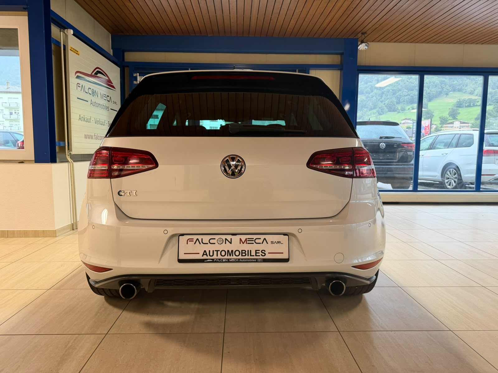 VW Golf 2.0 TSI GTI Performance DSG-image-9