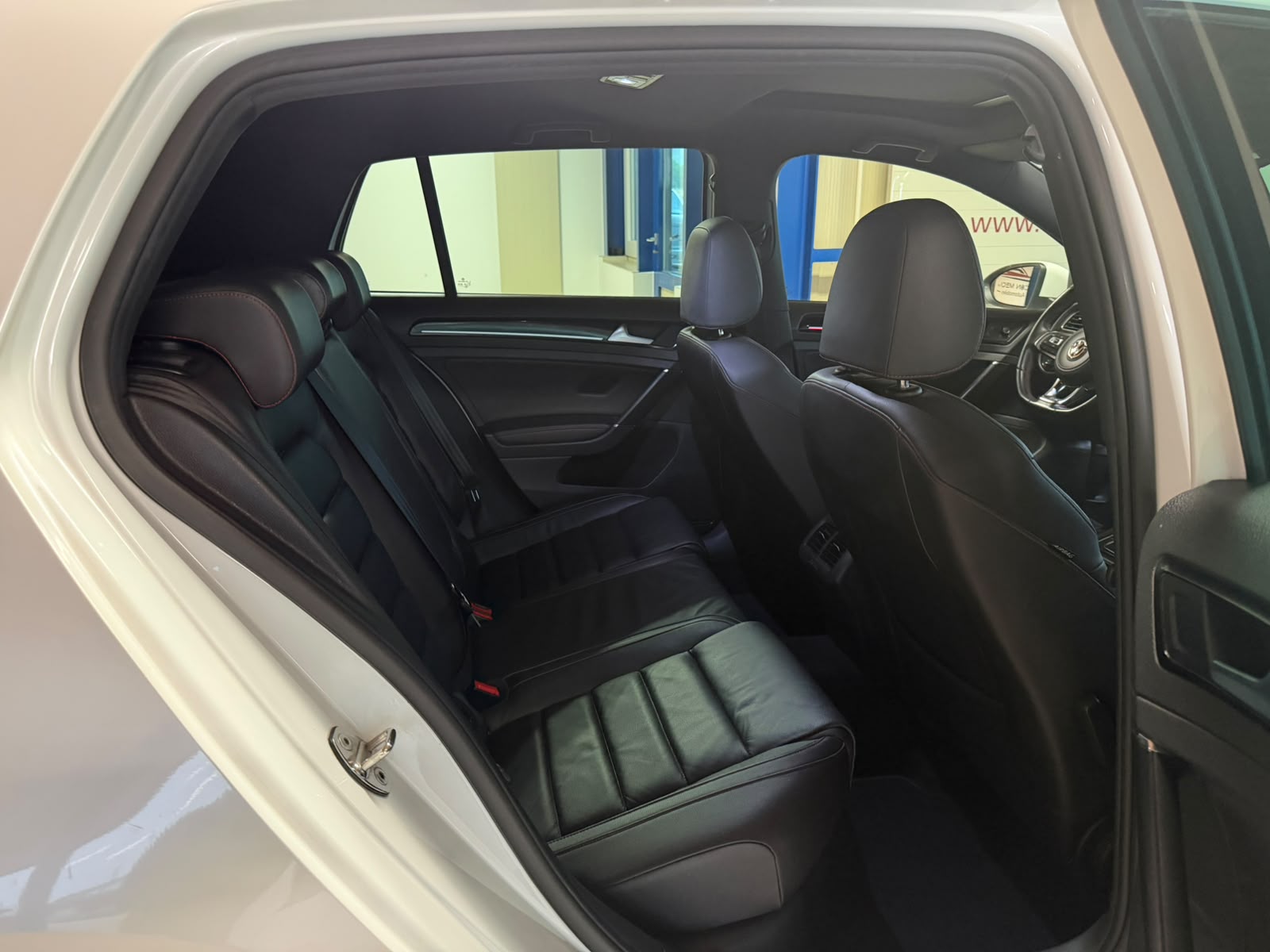 VW Golf 2.0 TSI GTI Performance DSG-image-22