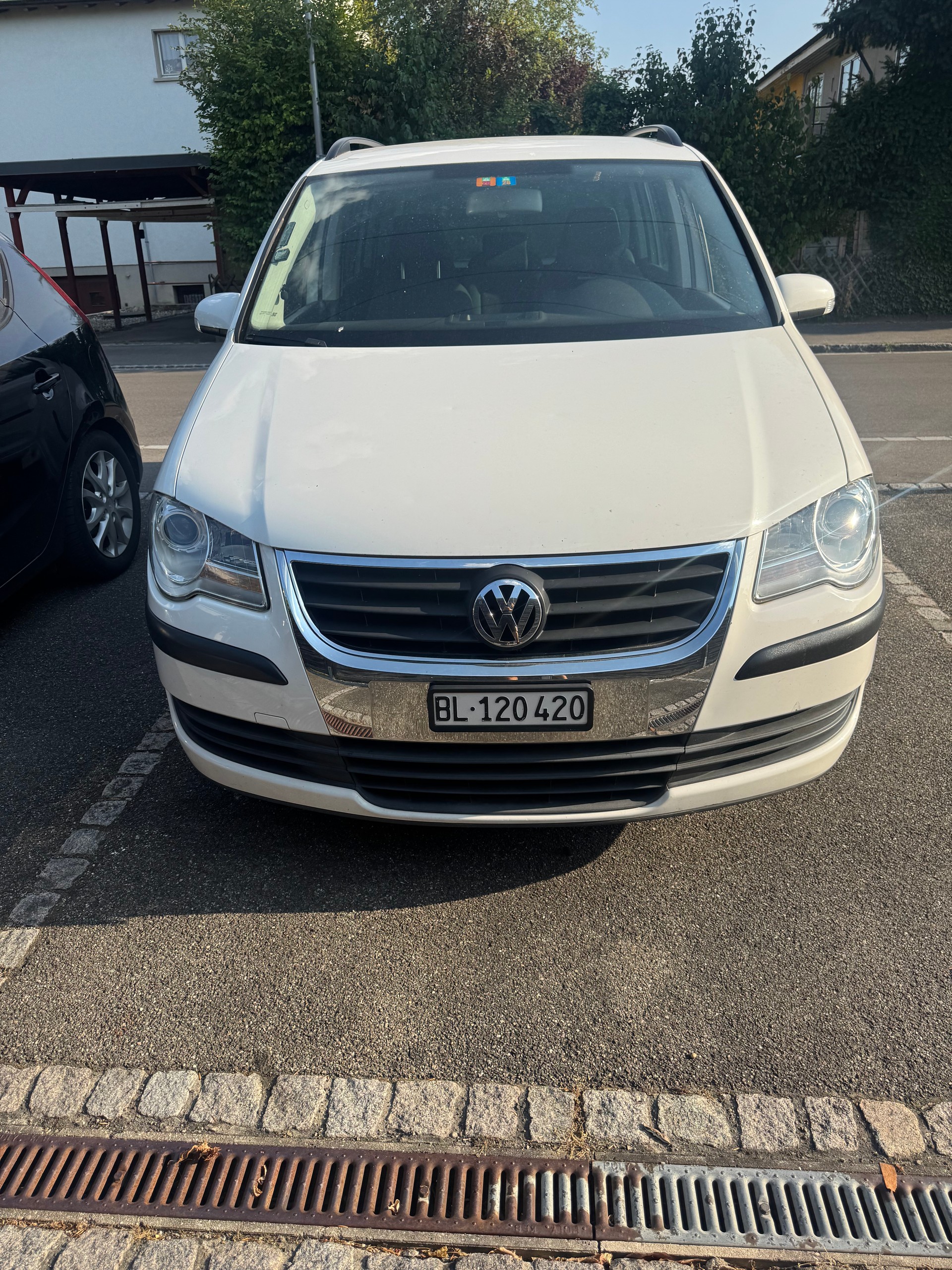 VW Touran 1.9 TDI Conceptline-image-2