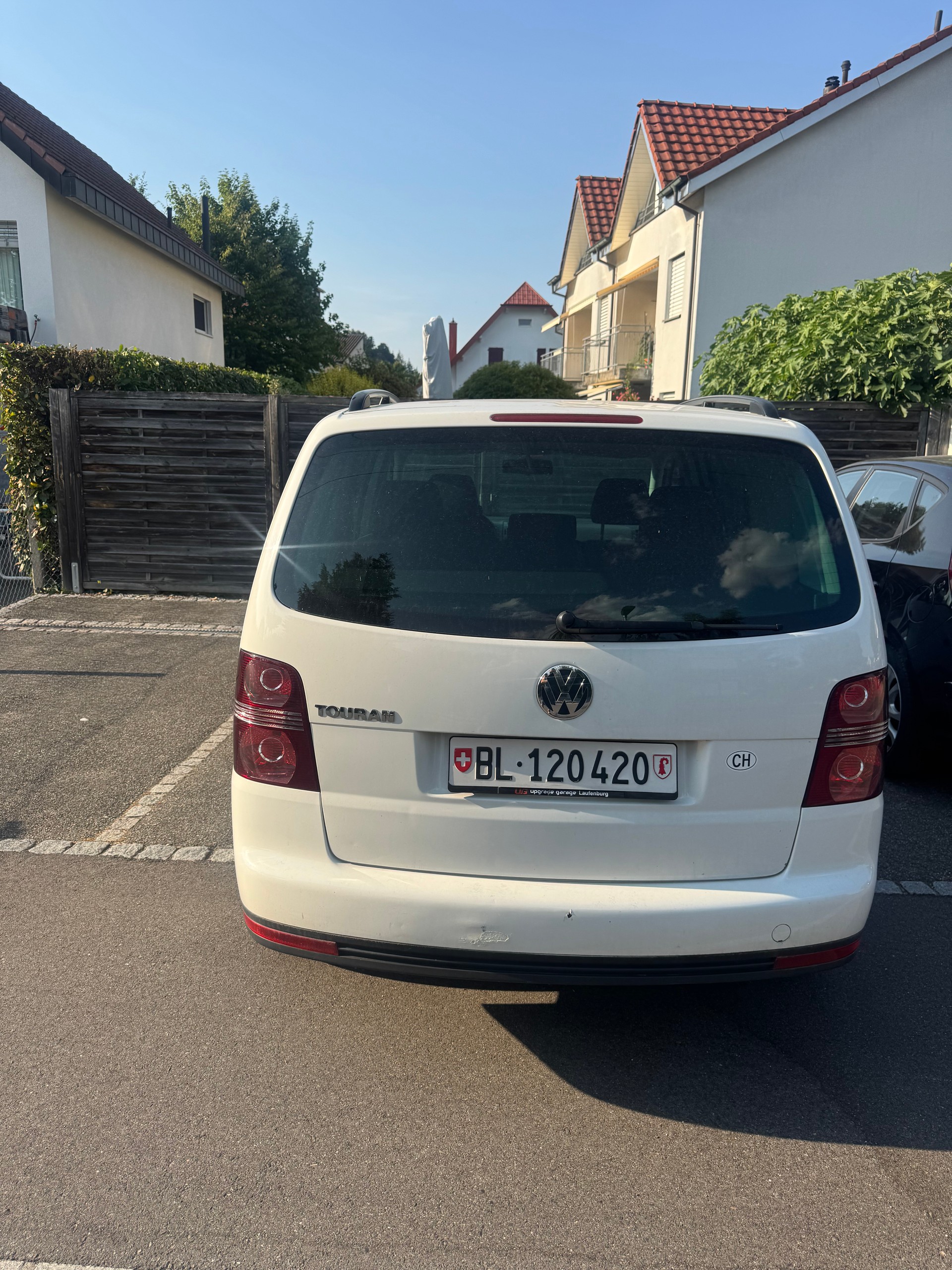 VW Touran 1.9 TDI Conceptline-image-4