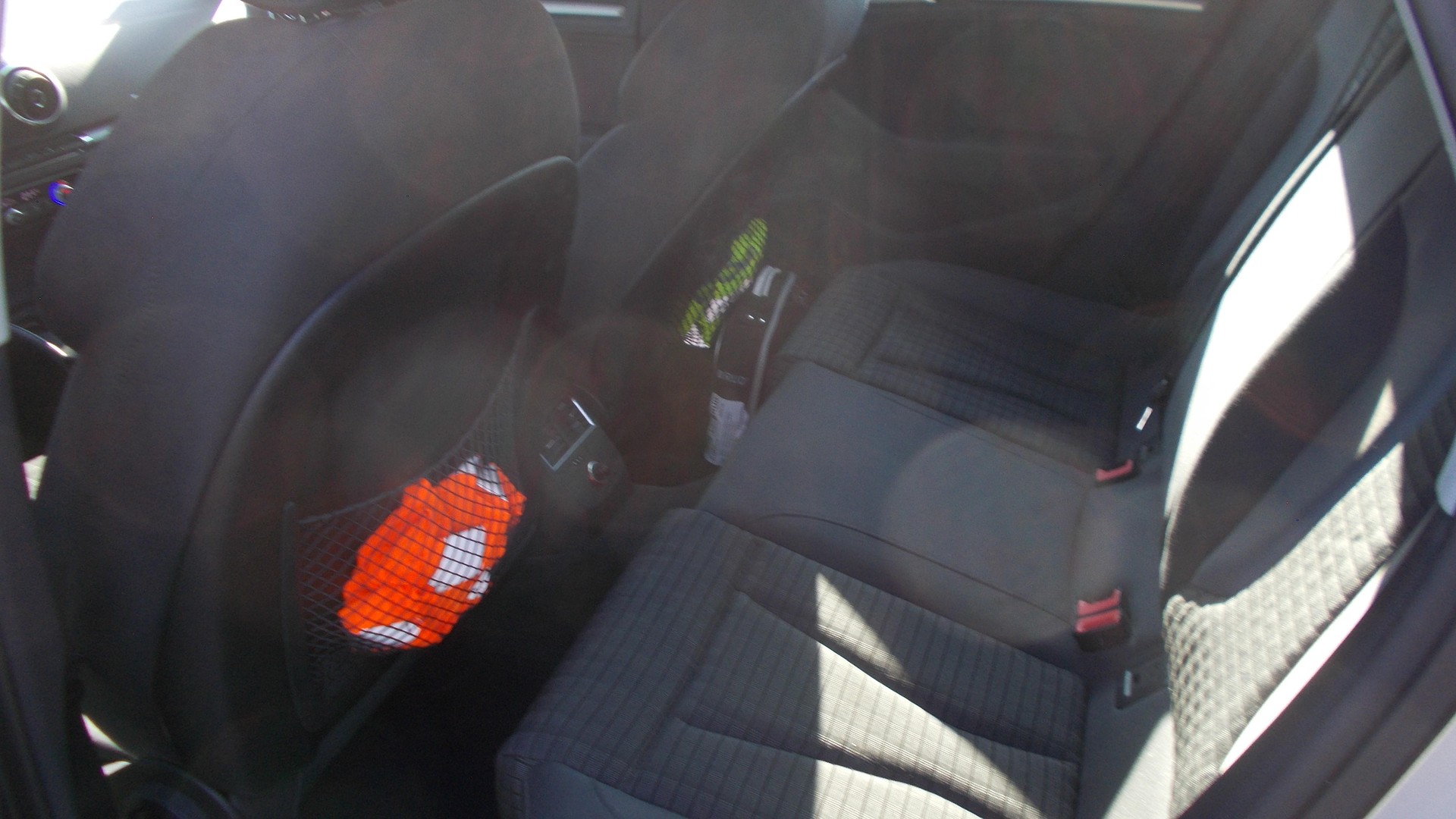 AUDI A3 Sportback 1.8 TFSI Ambition quattro S-tronic-image-5