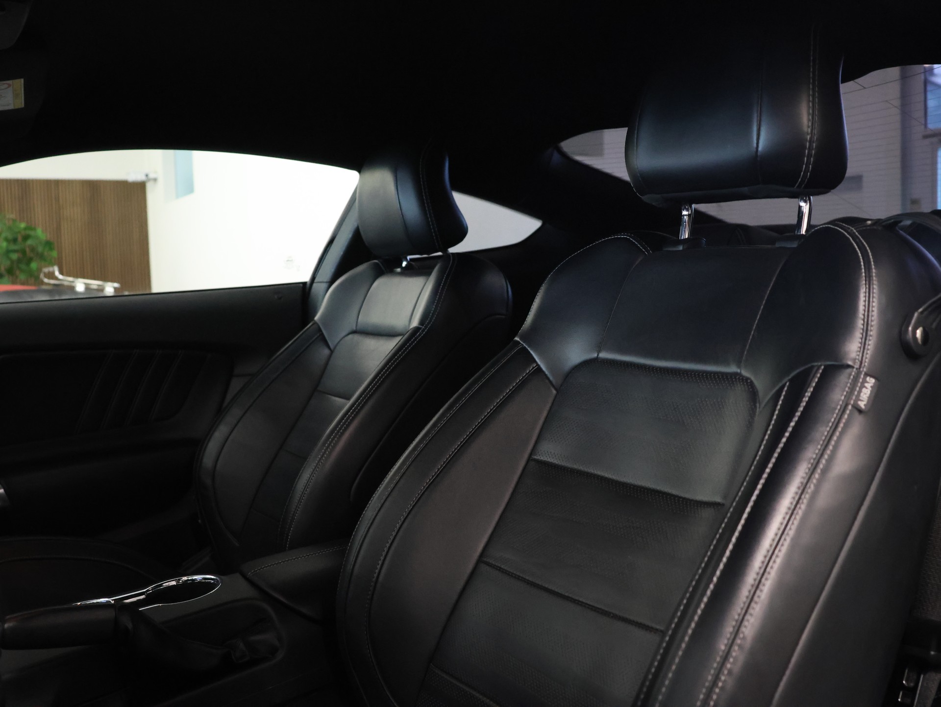 FORD Mustang Fastback 2.3 Automat *Rückfahrkamera* *Sitzheizung*-image-10
