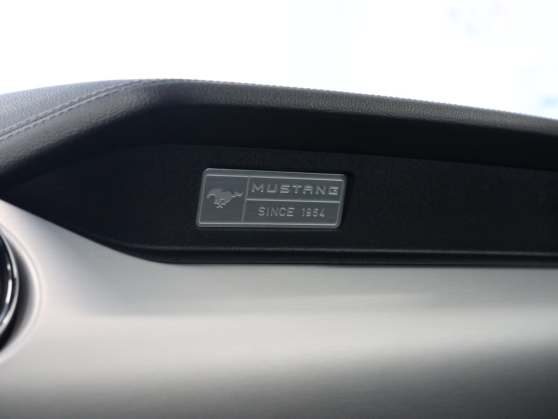 FORD Mustang Fastback 2.3 Automat *Rückfahrkamera* *Sitzheizung*-image-18