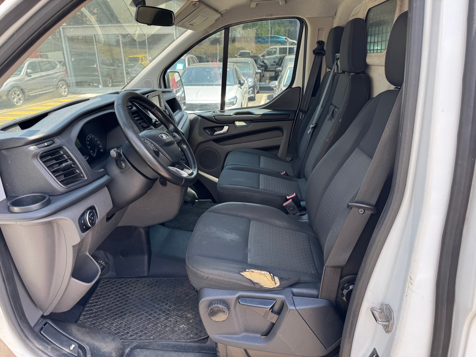 FORD Transit Custom Van 280 L1H1Trend-image-13