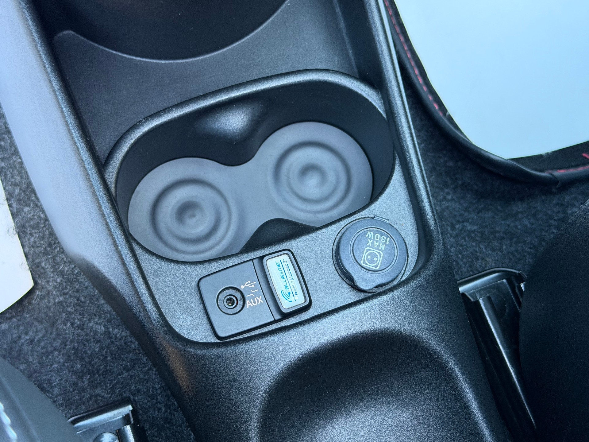 FIAT 500C 1.4 16V Turbo Abarth Dualogic-image-14