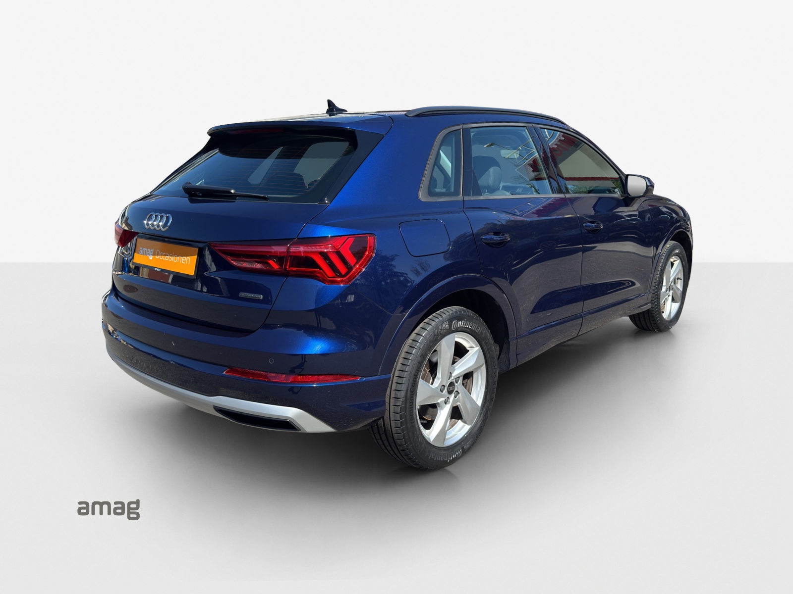 AUDI Q3 45 TFSI advanced quattro S-tronic-image-4