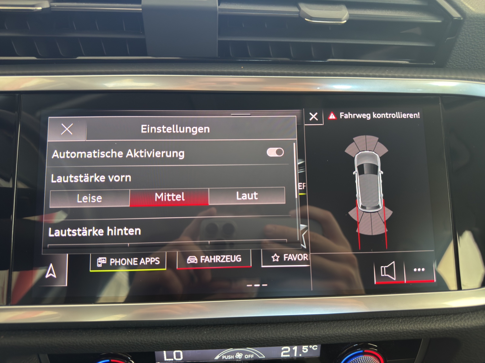 AUDI Q3 45 TFSI advanced quattro S-tronic-image-15