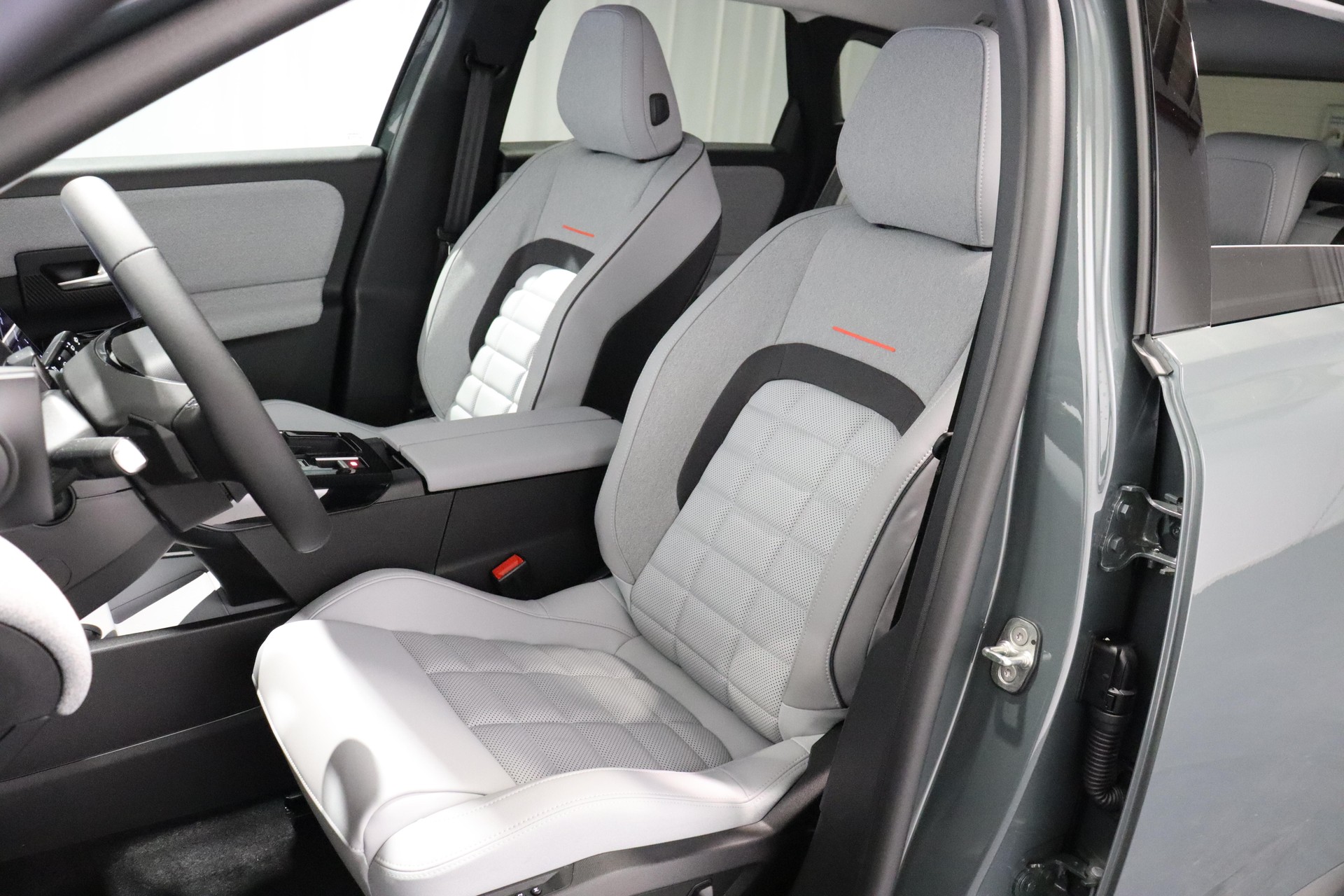 CITROEN C5 Aircross 1.6 Plug-in Hybrid Max-image-3
