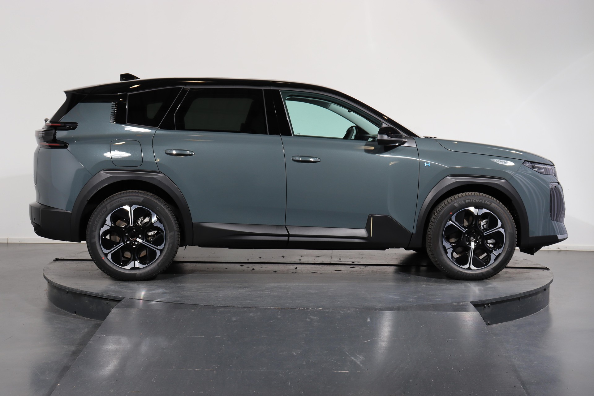 CITROEN C5 Aircross 1.6 Plug-in Hybrid Max-image-1