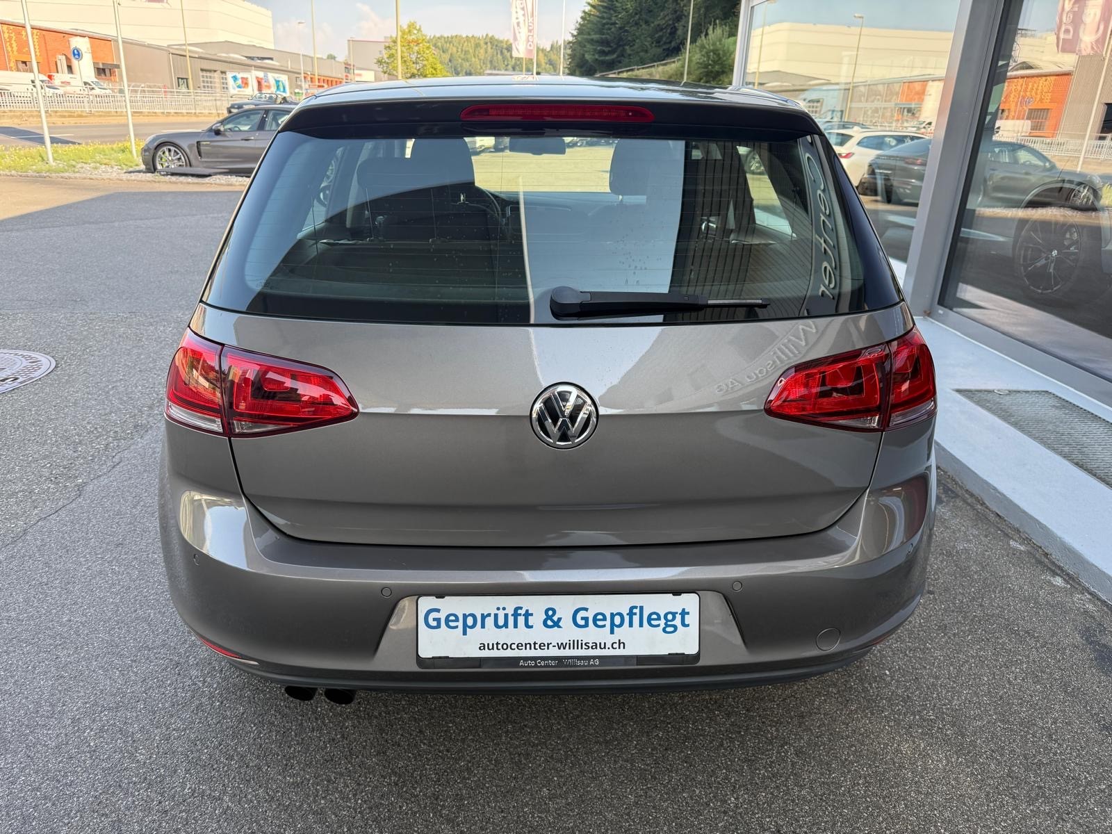 VW Golf 1.4 TSI Highline-image-1