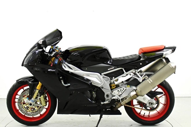 APRILIA RSV 1000 R-image-4