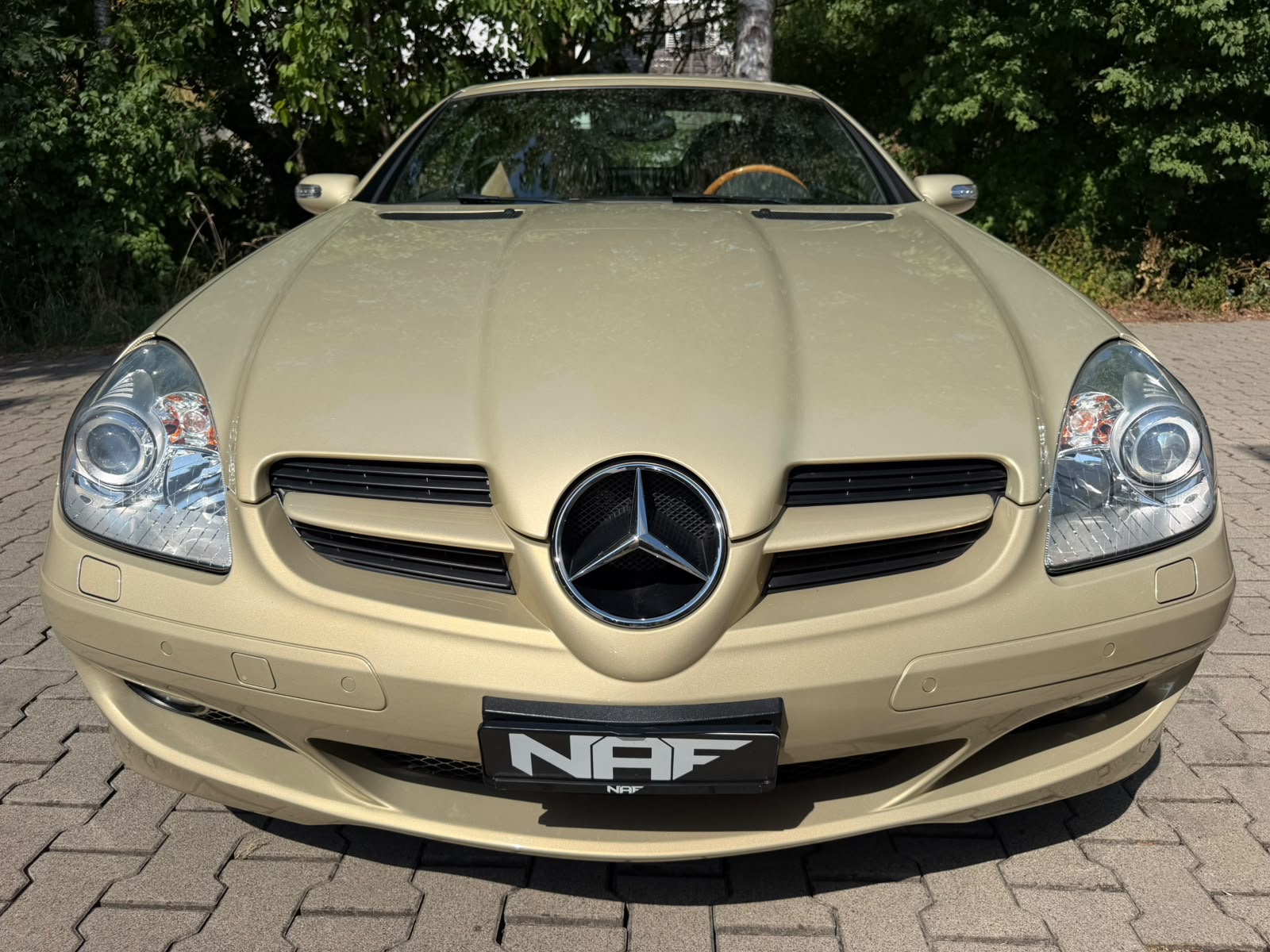 MERCEDES-BENZ SLK 350 Designo-image-9