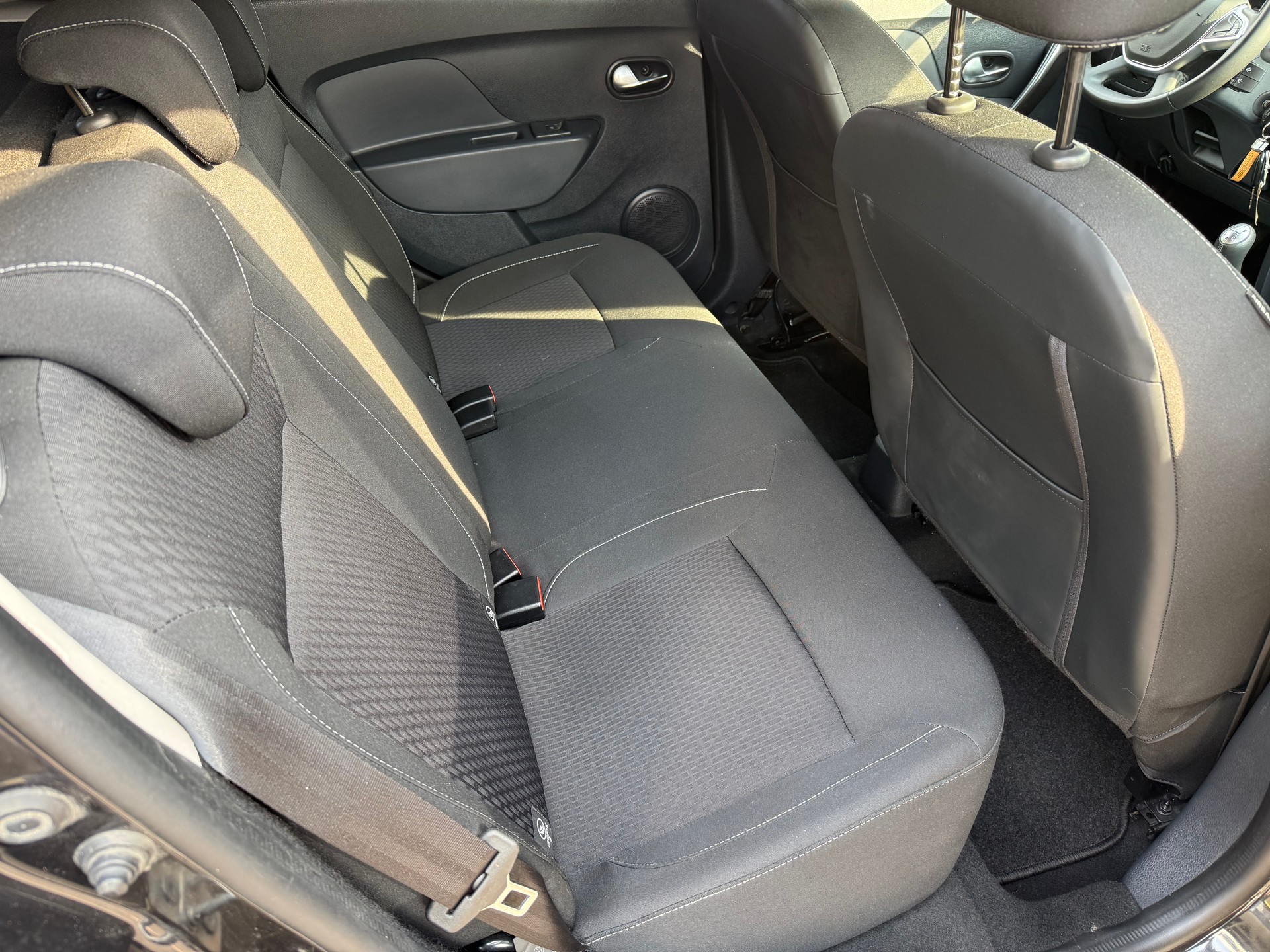 DACIA Sandero 0.9 Lauréate-image-10
