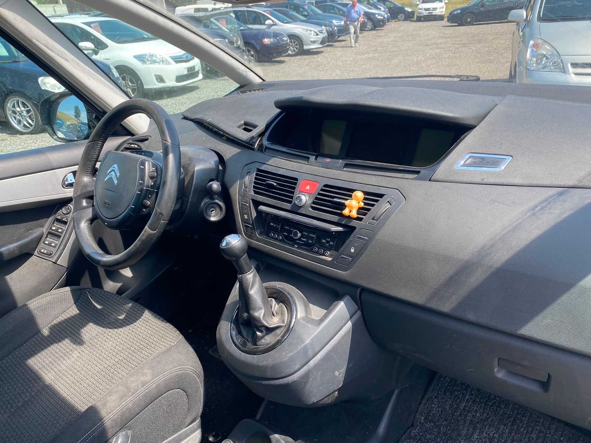CITROEN Grand C4 Picasso 1.6i 16V Attraction-image-10