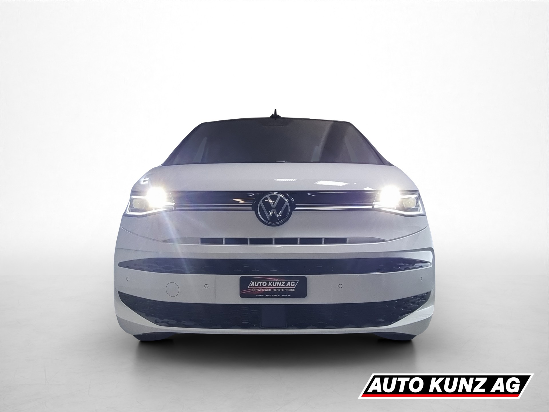 VW T7 Multivan 1.5 TSI eHybrid DSG 4motion kurz Editi-image-1