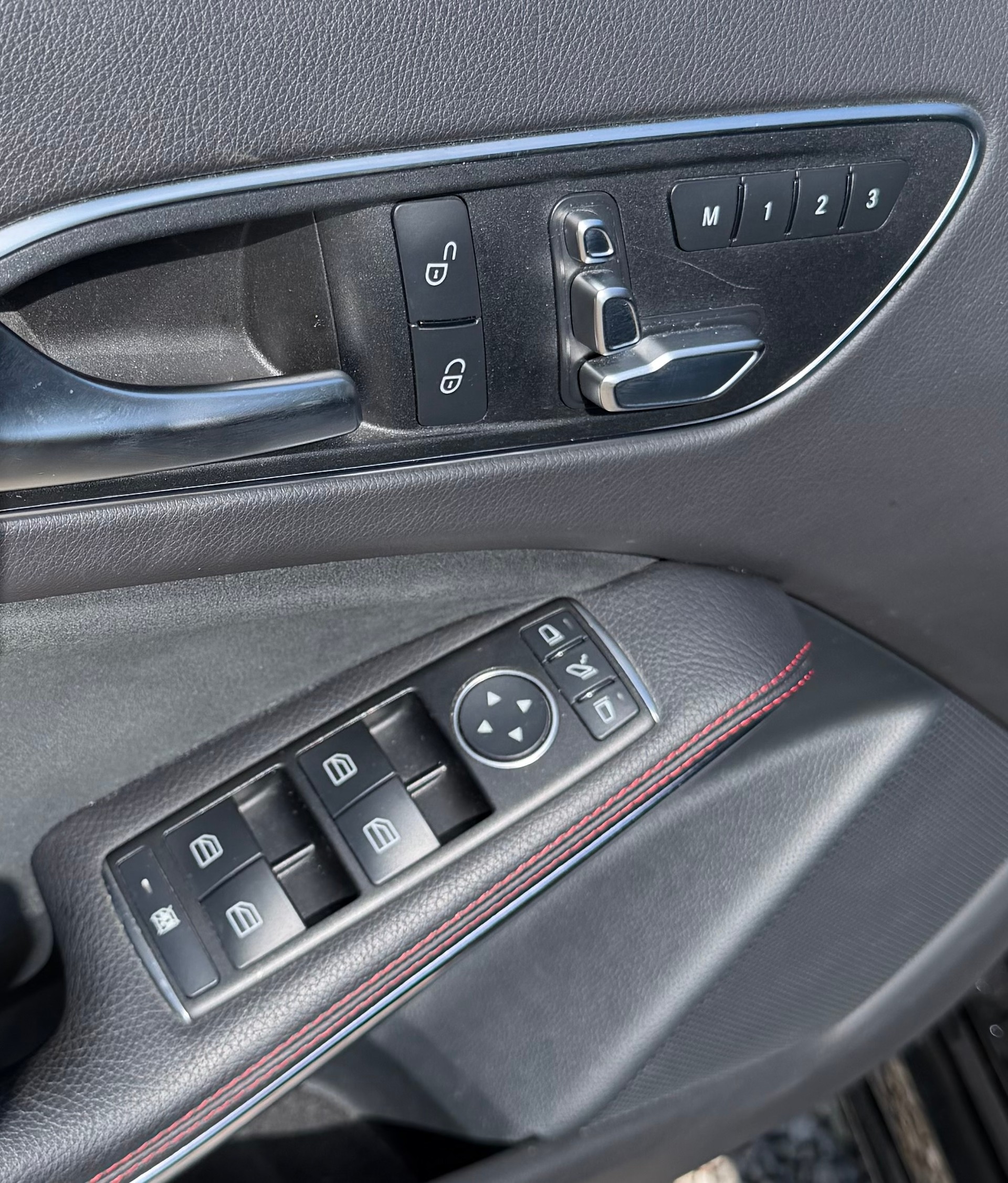 MERCEDES-BENZ A 200 AMG Line 7G-DCT *CH Fahrzeug*-image-15