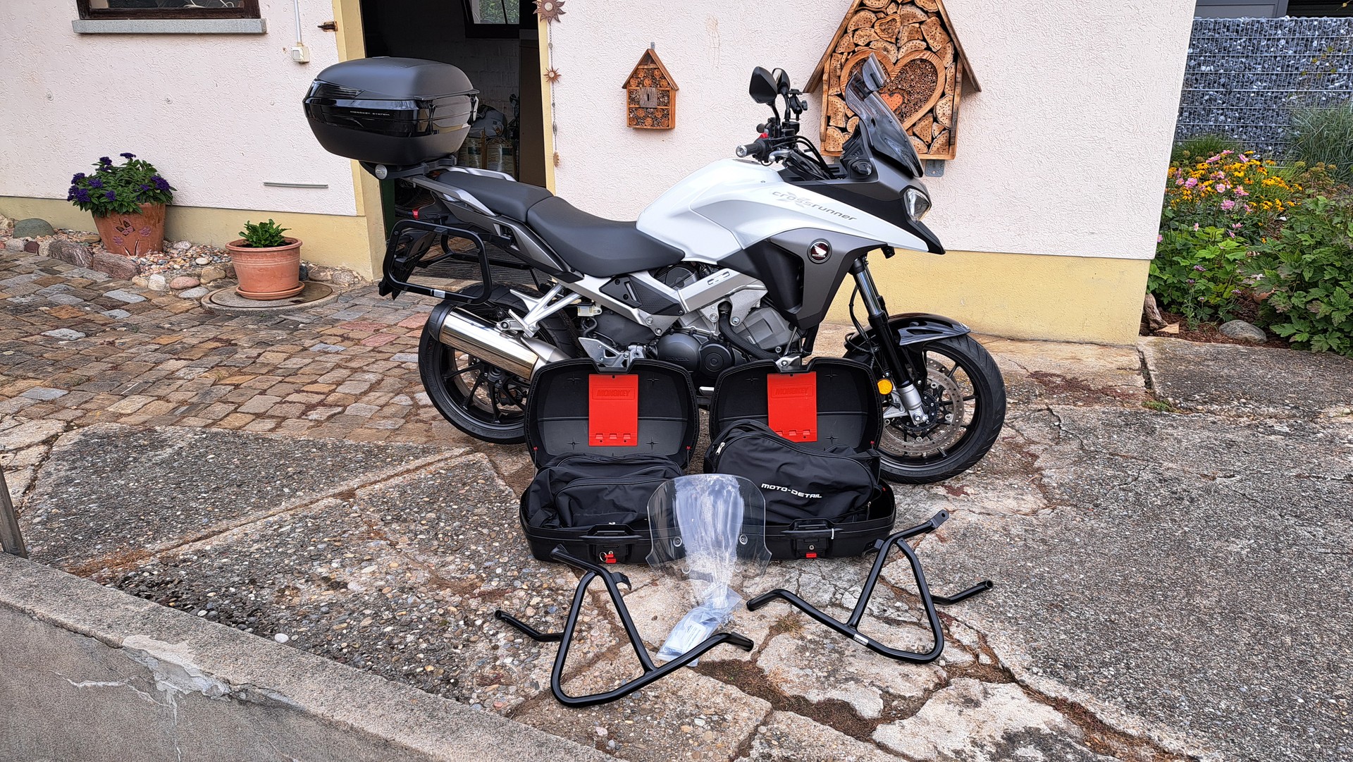 HONDA VFR 800 XA Crossrunner-image-6