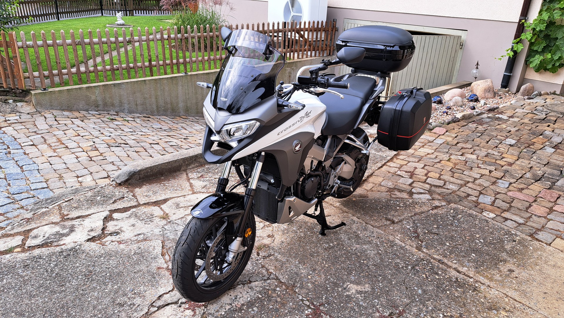 HONDA VFR 800 XA Crossrunner-image-4