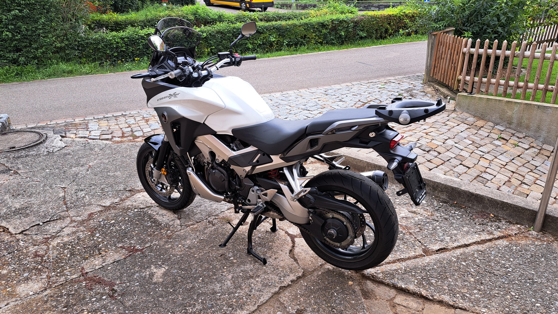 HONDA VFR 800 XA Crossrunner-image-2