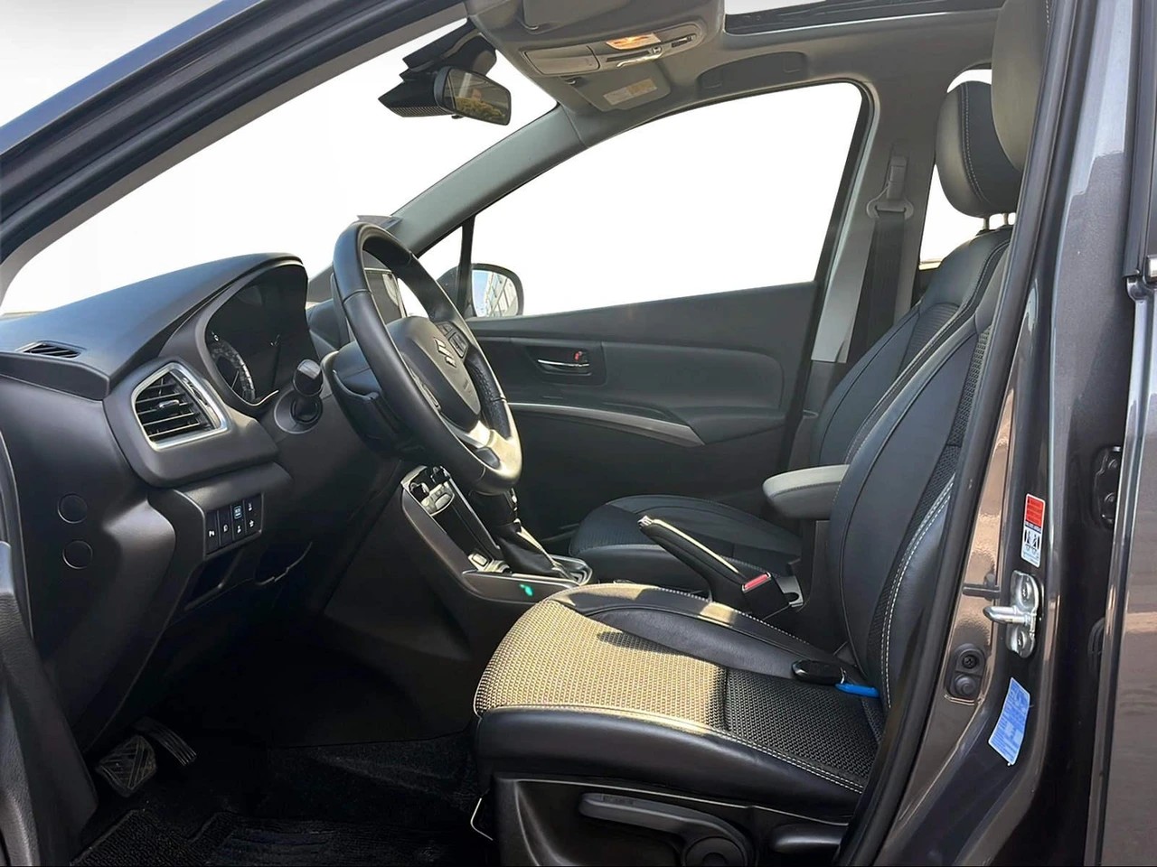 SUZUKI 1.5B Compact+ Hybrid 4x4-image-3