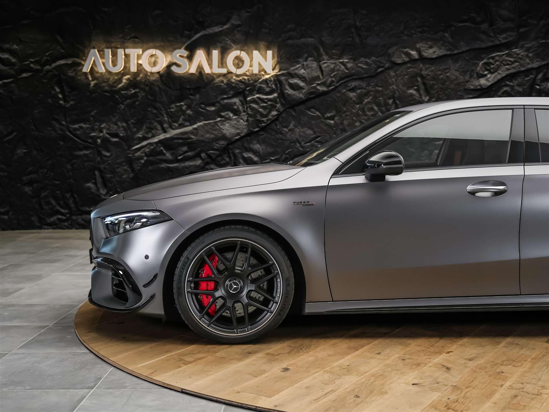 MERCEDES-BENZ A 45 S AMG 4matic+ *Designo Magno* Schalensitze*Aeropaket*-image-14