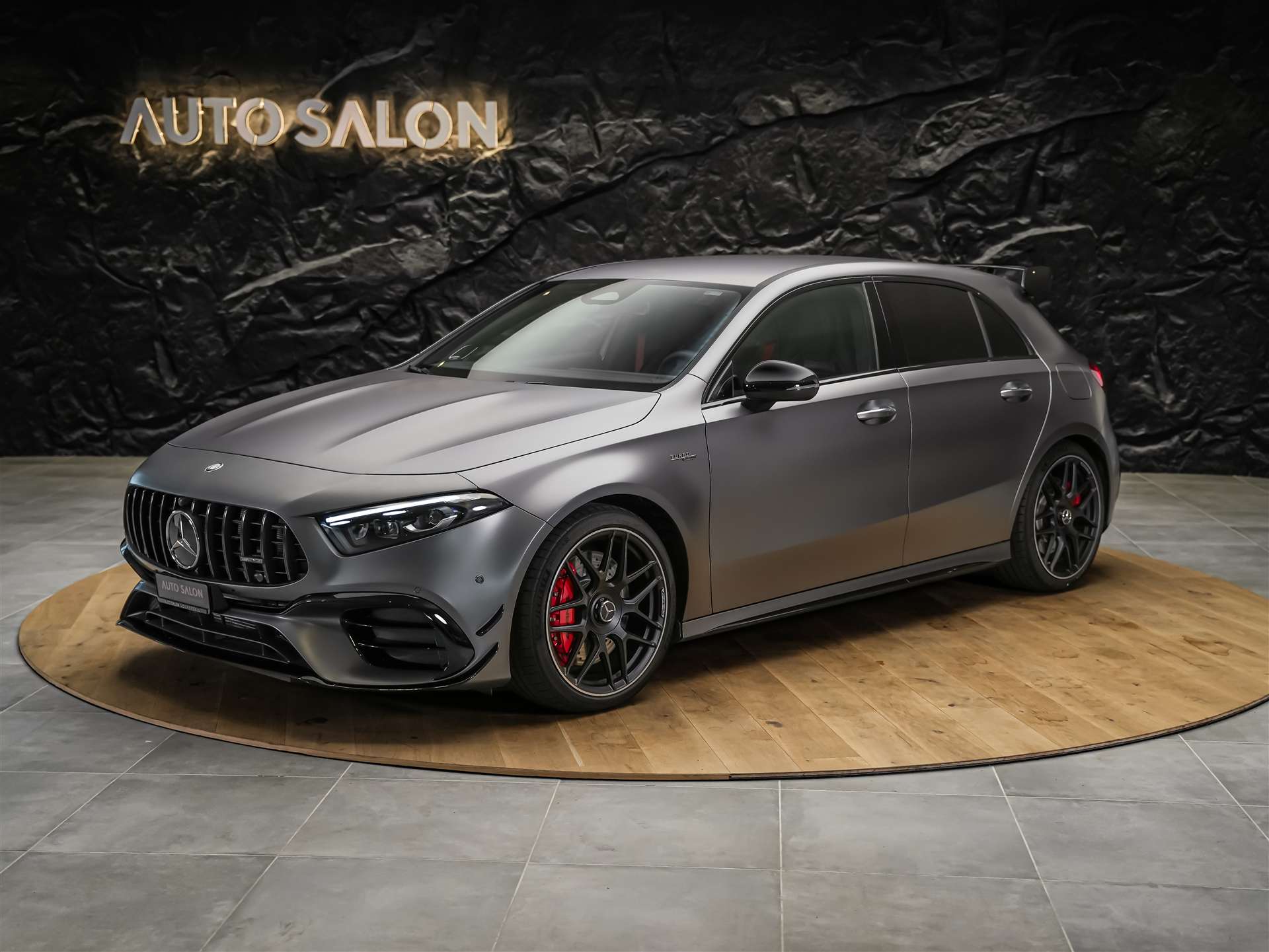 MERCEDES-BENZ A 45 S AMG 4matic+ *Designo Magno* Schalensitze*Aeropaket*-image-0