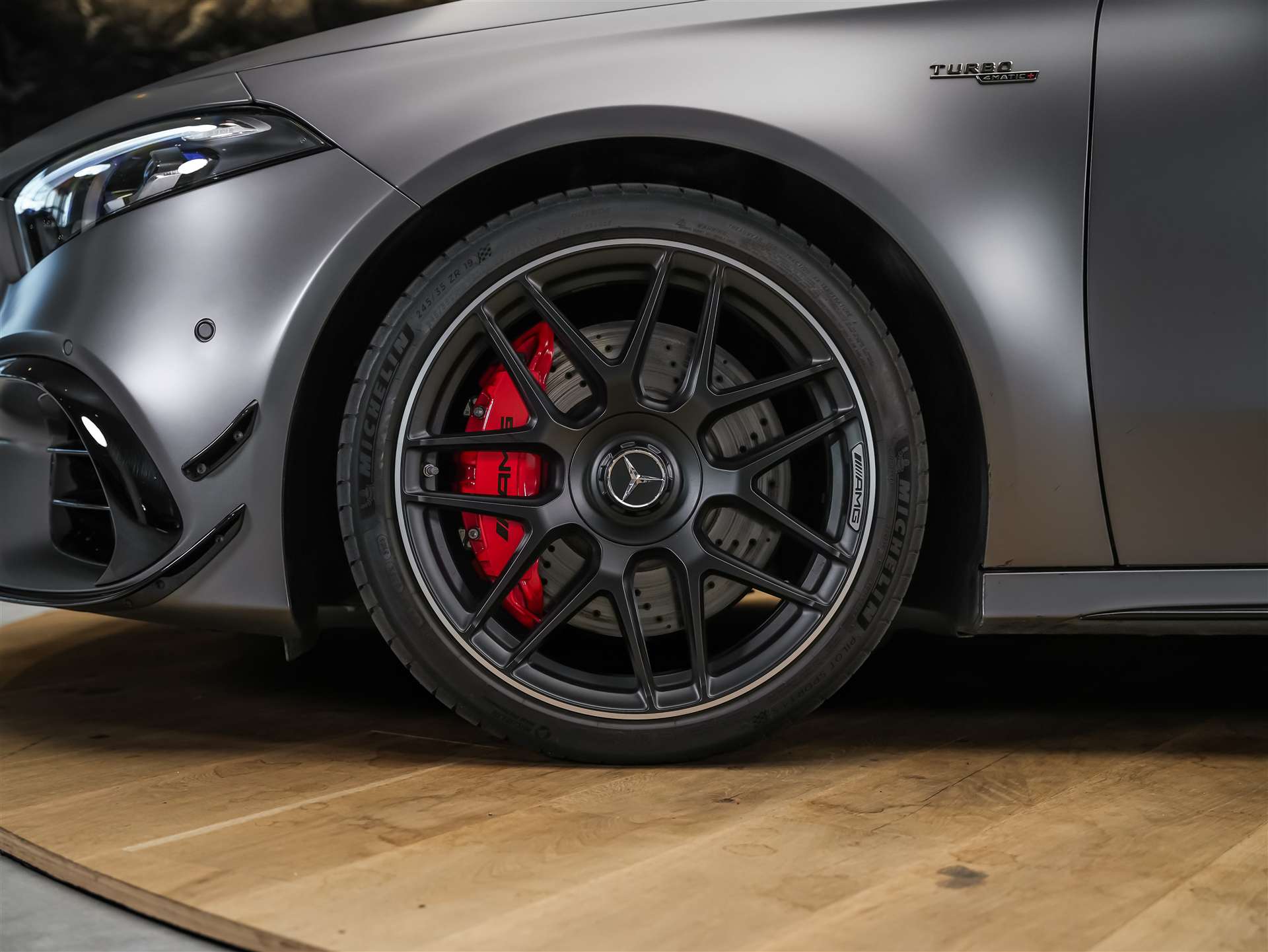 MERCEDES-BENZ A 45 S AMG 4matic+ *Designo Magno* Schalensitze*Aeropaket*-image-15