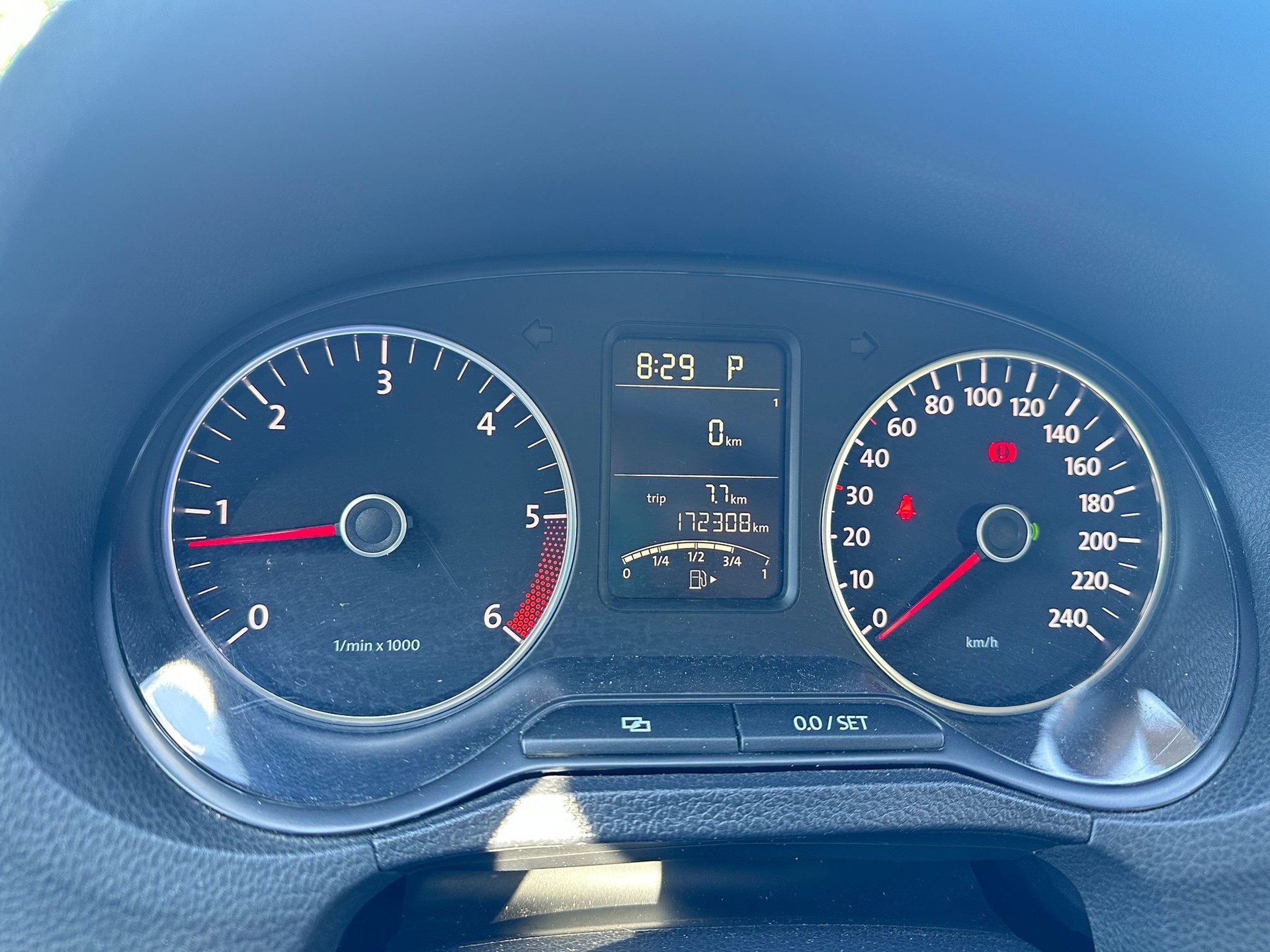 VW 1.6 TDI 90 Trendline DSG-image-6