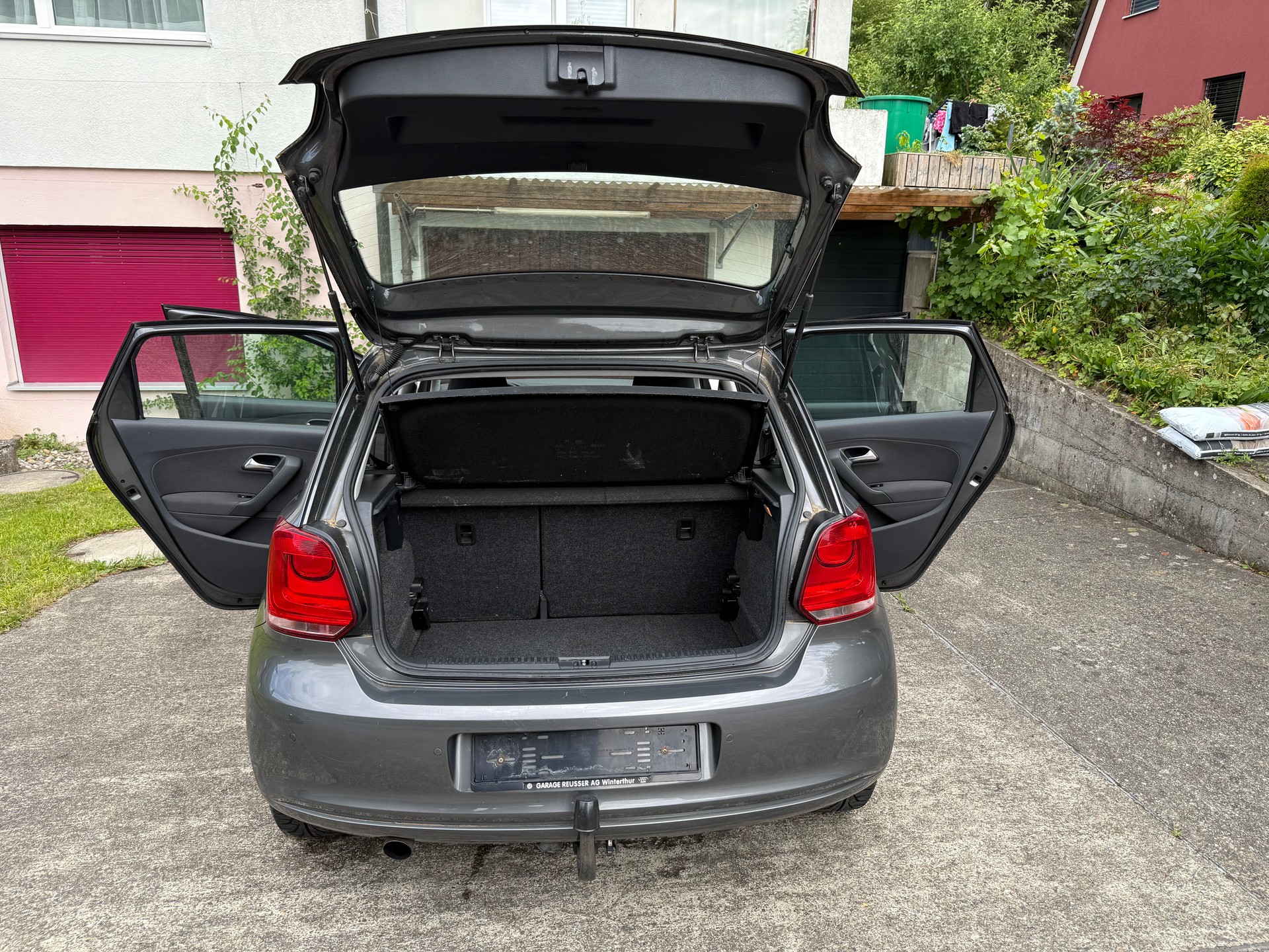 VW 1.6 TDI 90 Trendline DSG-image-8
