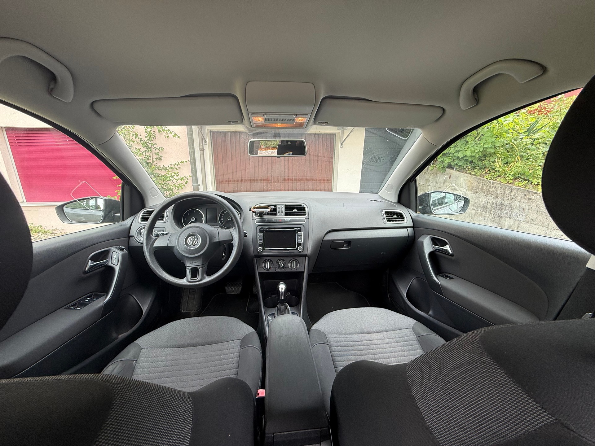 VW 1.6 TDI 90 Trendline DSG-image-4