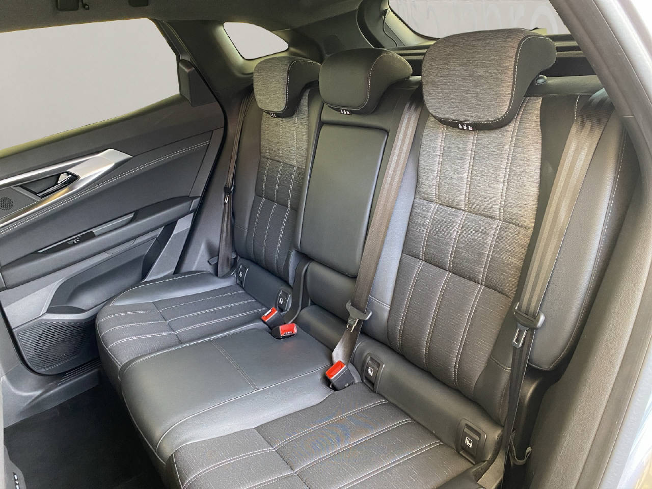 RENAULT Austral 1.2 E-Tech techno Voll-Hybrid 200PS-image-2