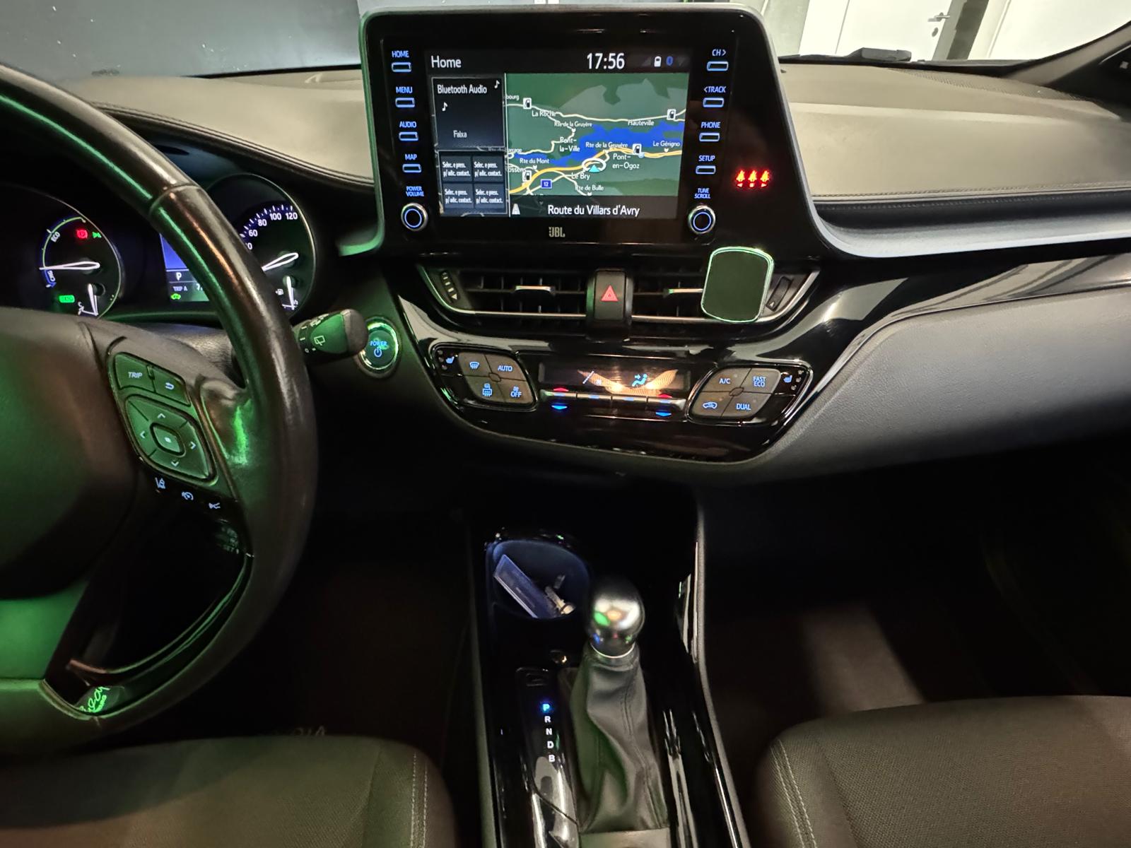 TOYOTA C-HR 1.8 HSD CVT Trend *Pack Trend Plus-image-14