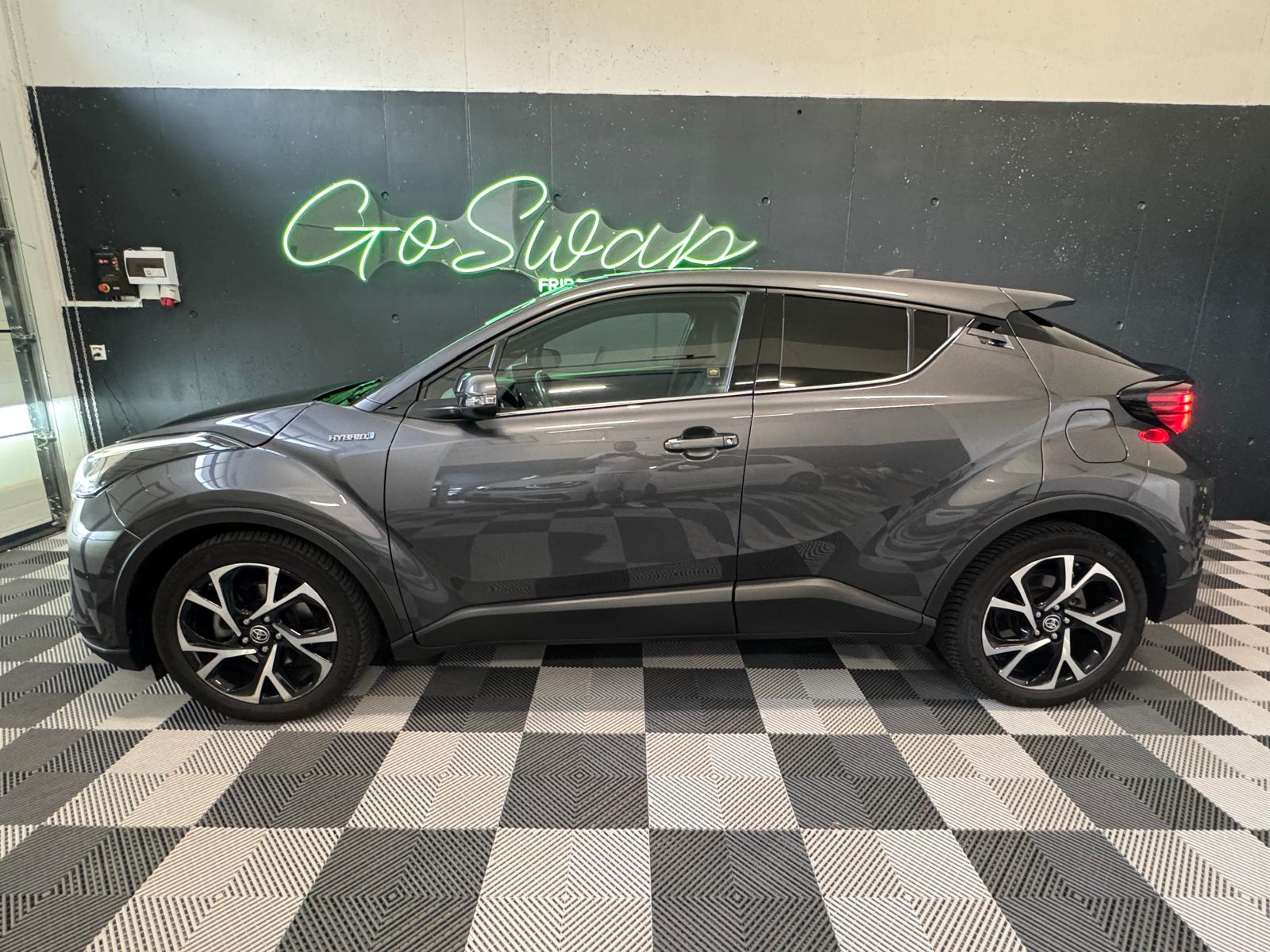 TOYOTA C-HR 1.8 HSD CVT Trend *Pack Trend Plus-image-2