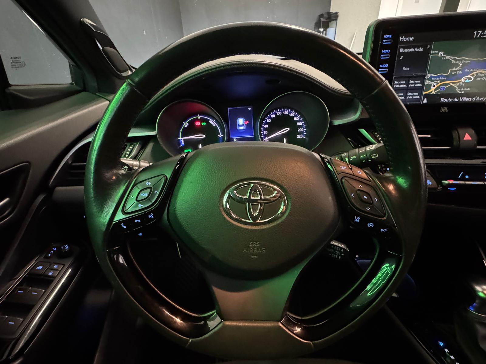 TOYOTA C-HR 1.8 HSD CVT Trend *Pack Trend Plus-image-16