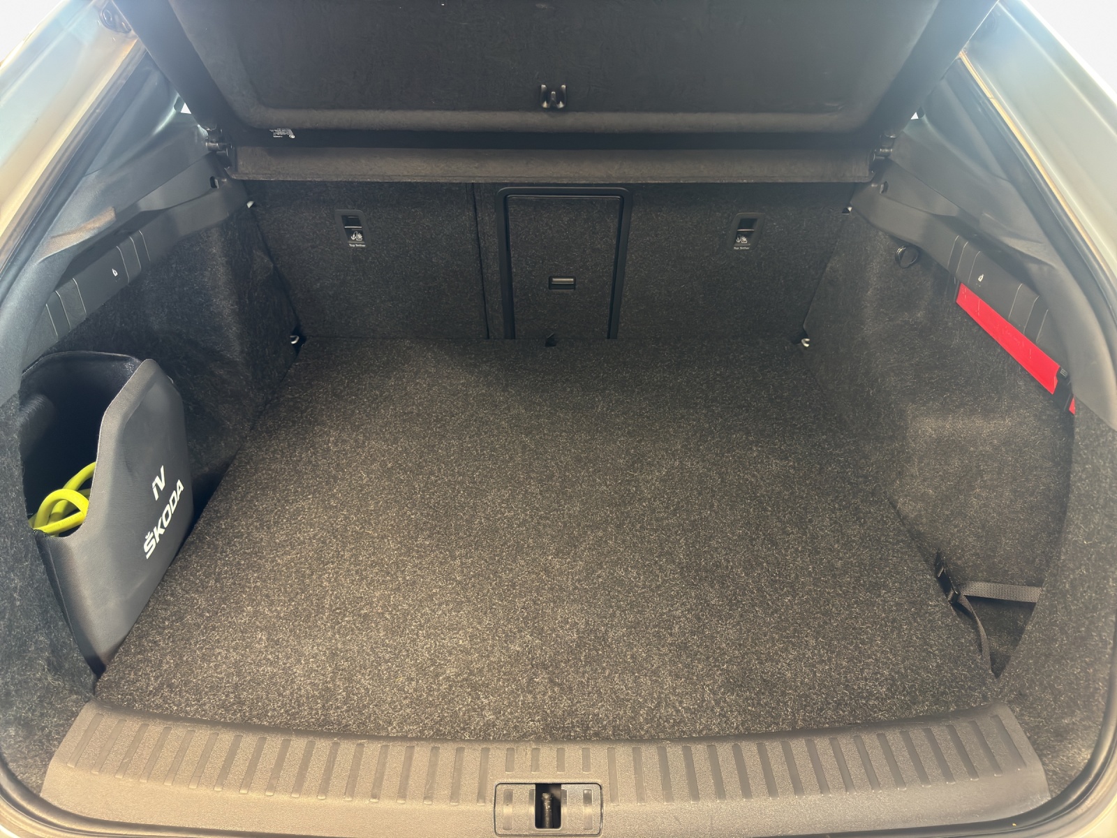 SKODA Enyaq Coupé RS iV 80 4x4-image-13