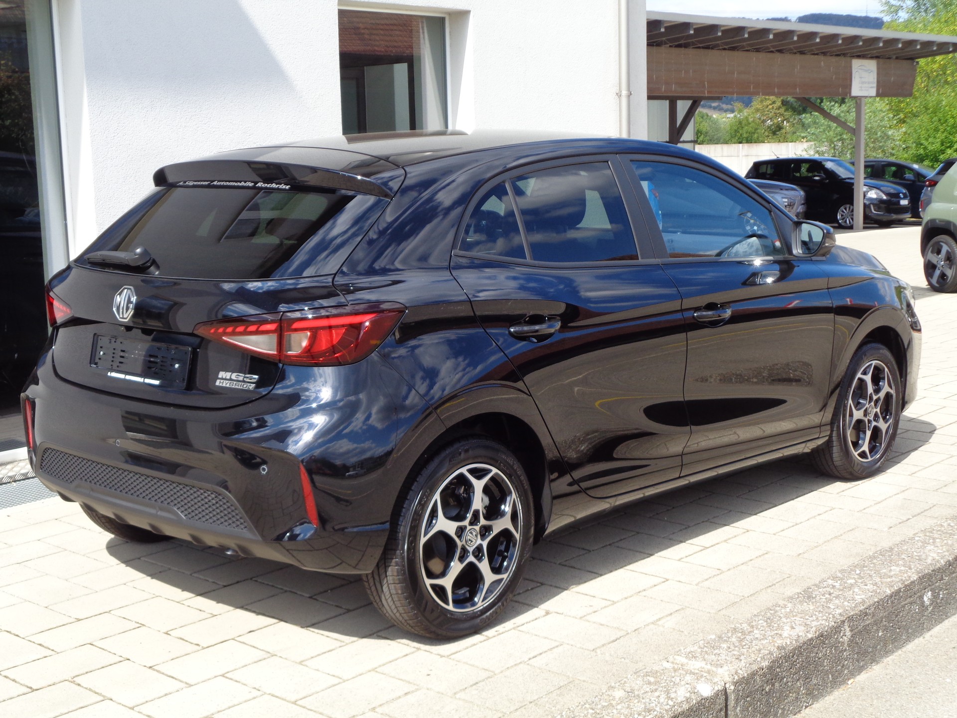 MG 3 1.5 Hybrid Luxury Aut.-image-1