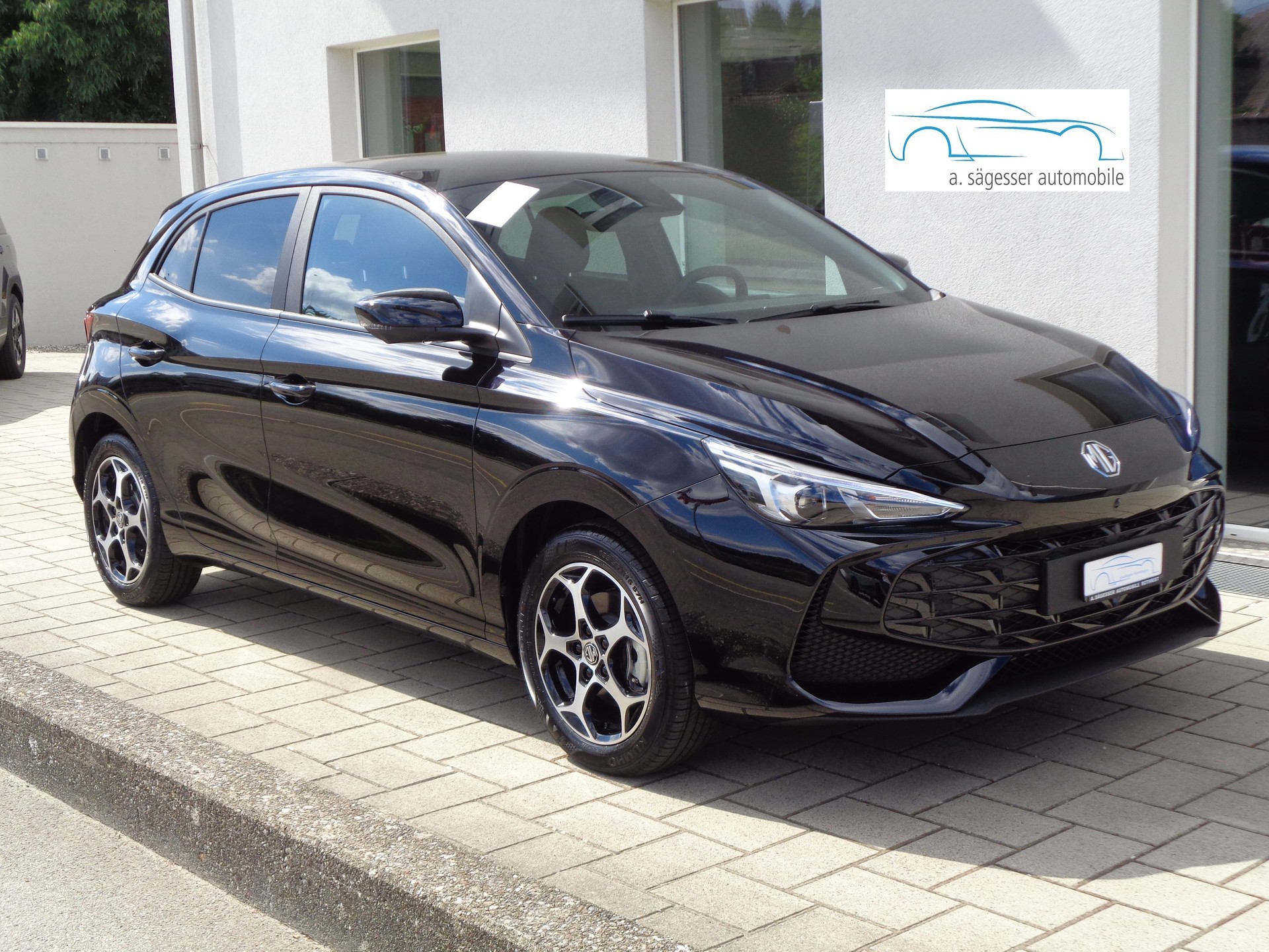 MG 3 1.5 Hybrid Luxury Aut.-image-0