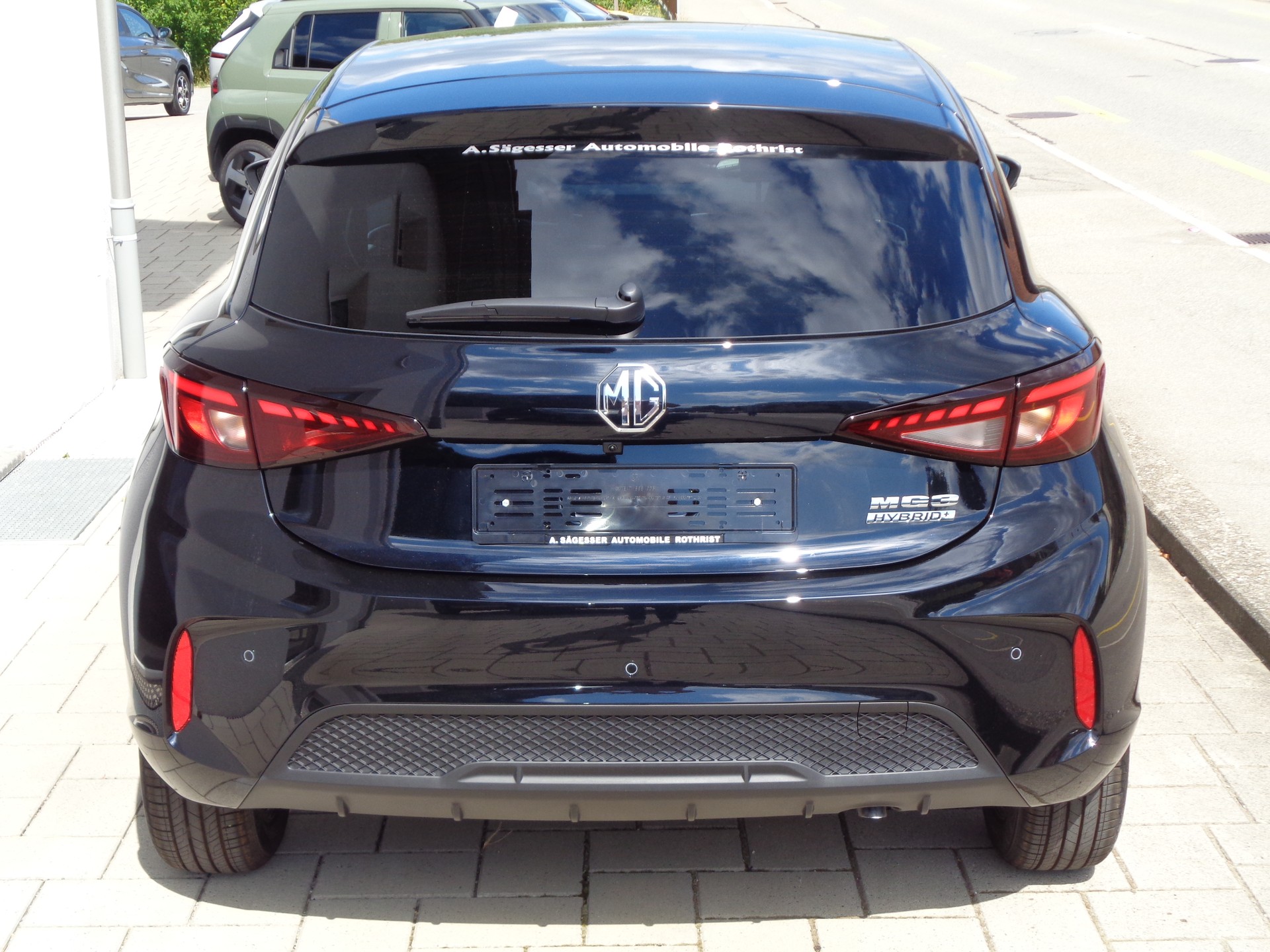 MG 3 1.5 Hybrid Luxury Aut.-image-5